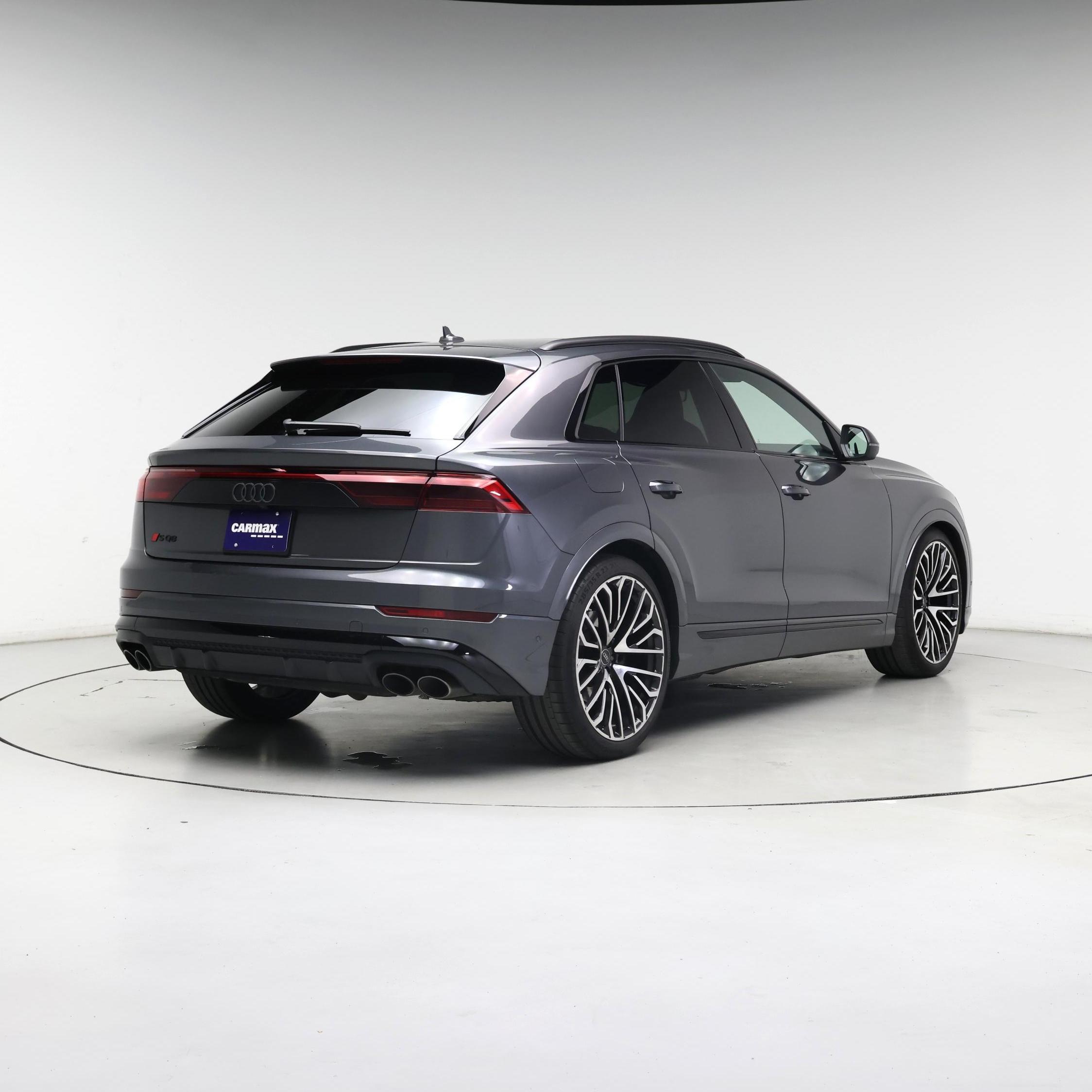 Thumbnail: 2025 Audi SQ8 - 8