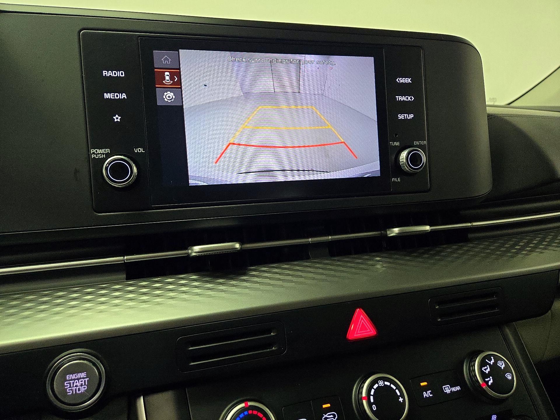 Thumbnail: 2023 Kia Carnival - 14