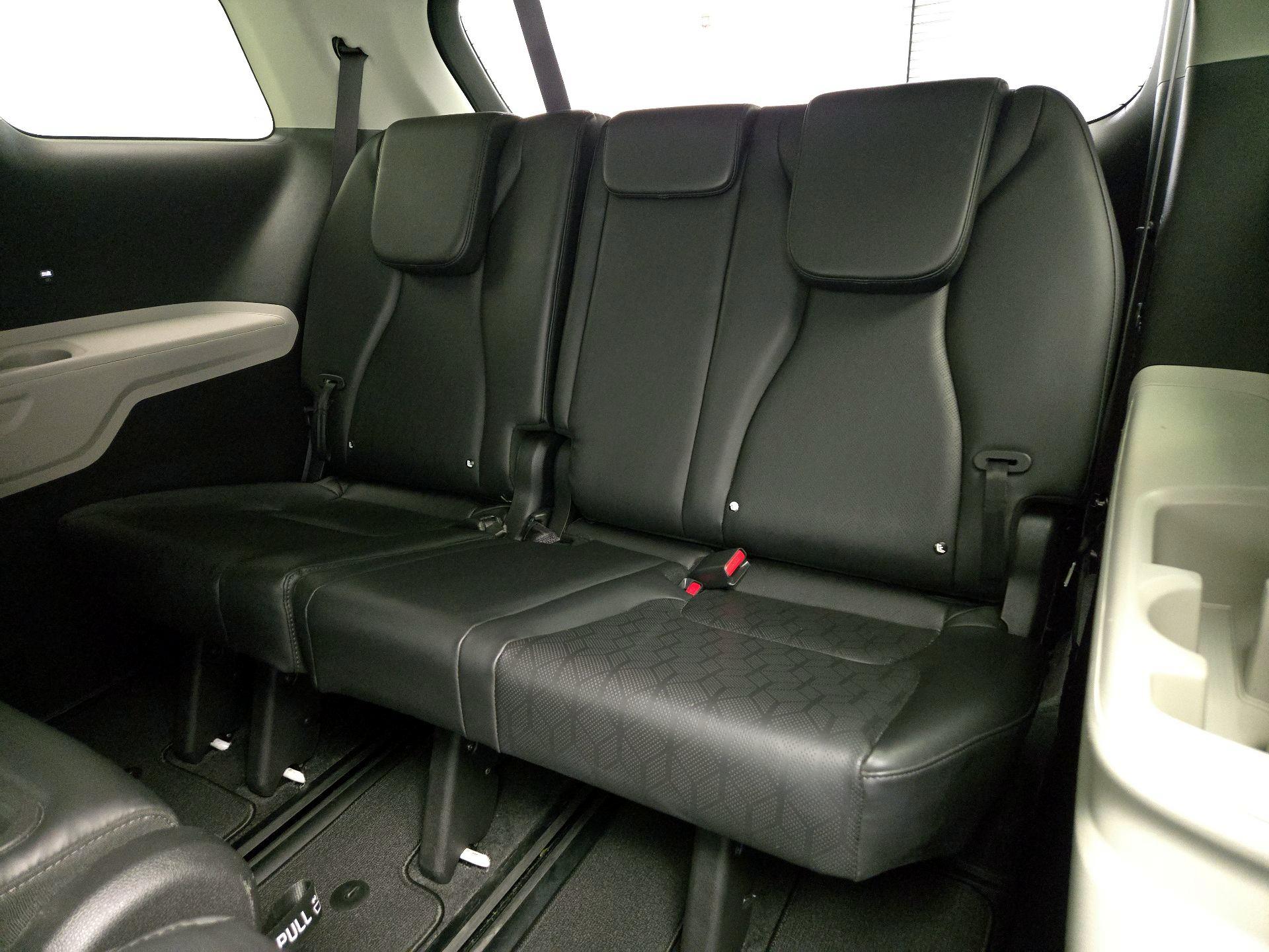 Thumbnail: 2023 Kia Carnival - 20