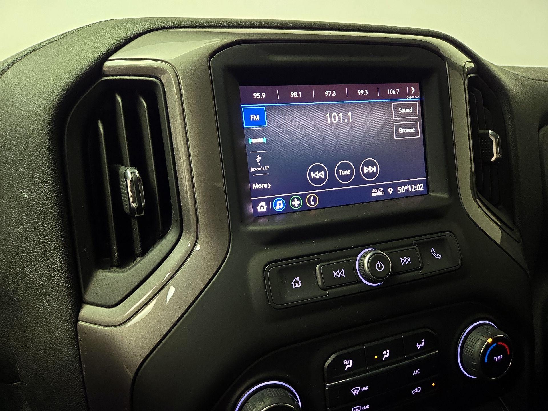 Thumbnail: 2020 Chevrolet Silverado 1500 - 15