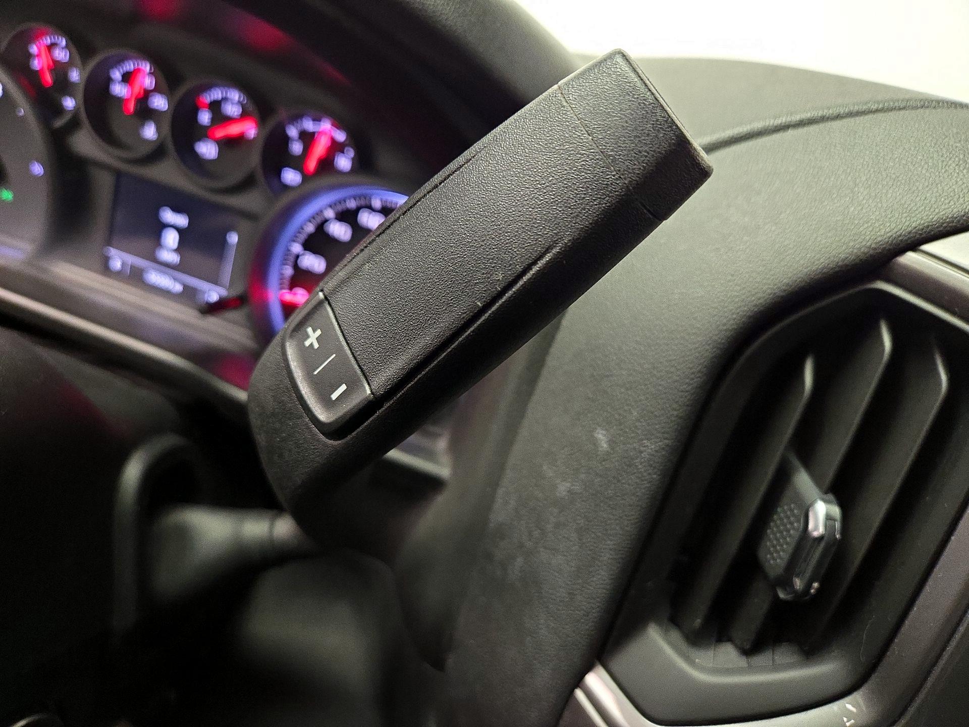 Thumbnail: 2020 Chevrolet Silverado 1500 - 17