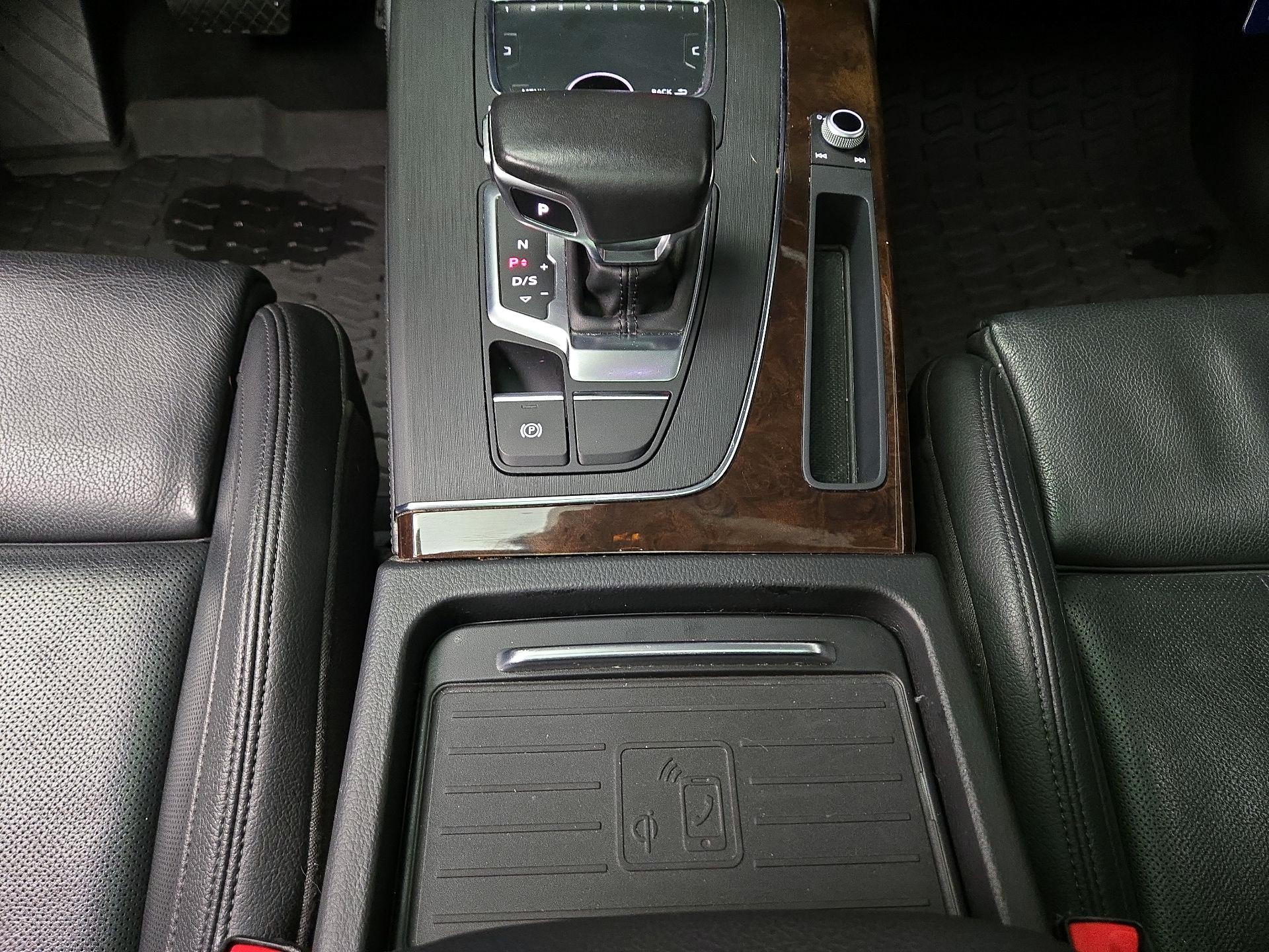 Thumbnail: 2019 Audi Q5 - 18