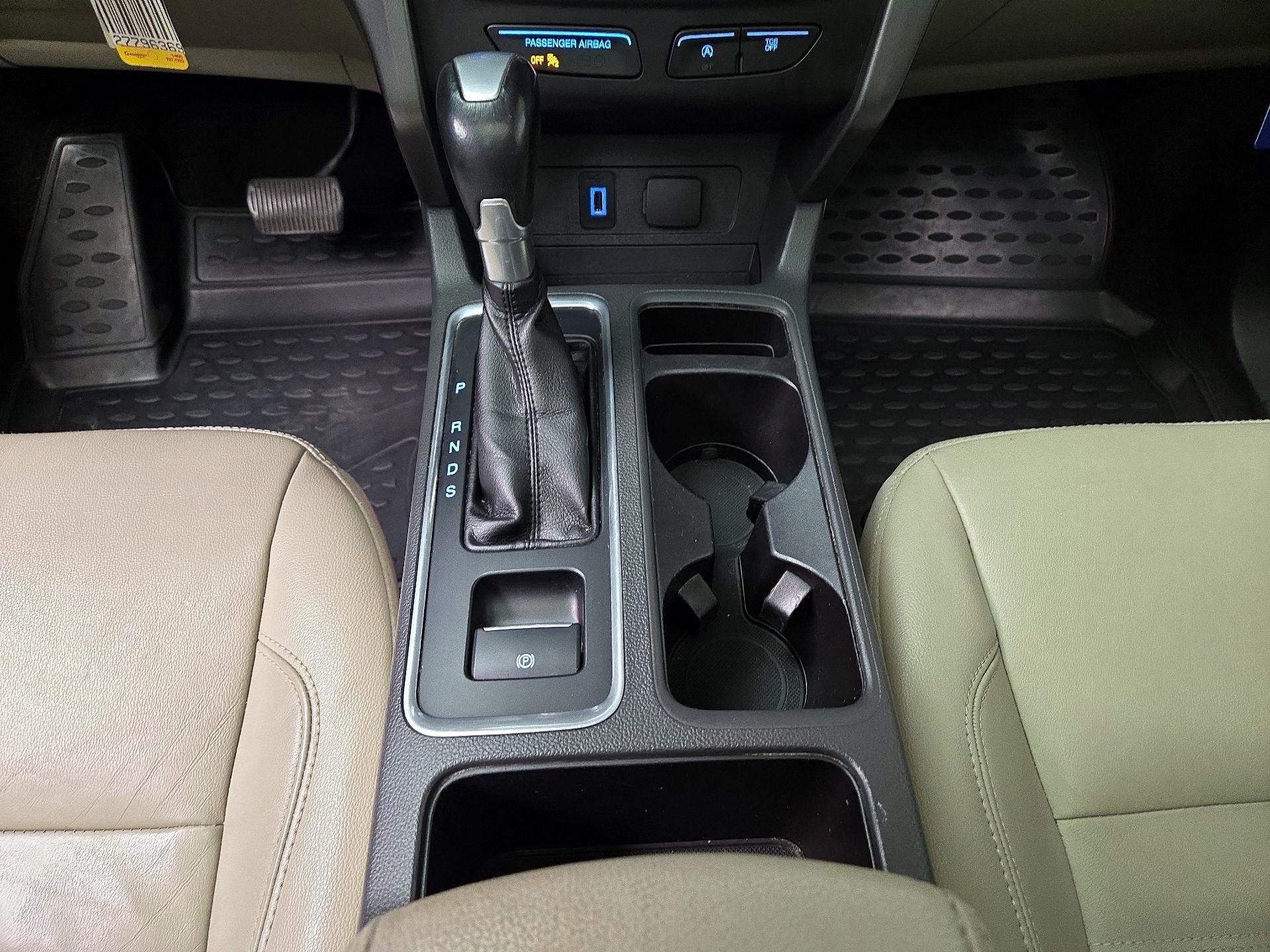 Thumbnail: 2017 Ford Escape - 18