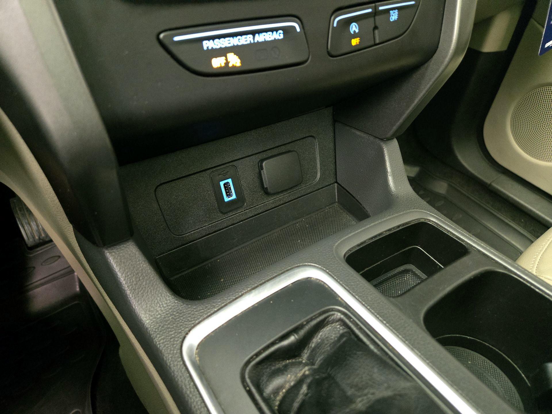 Thumbnail: 2017 Ford Escape - 19