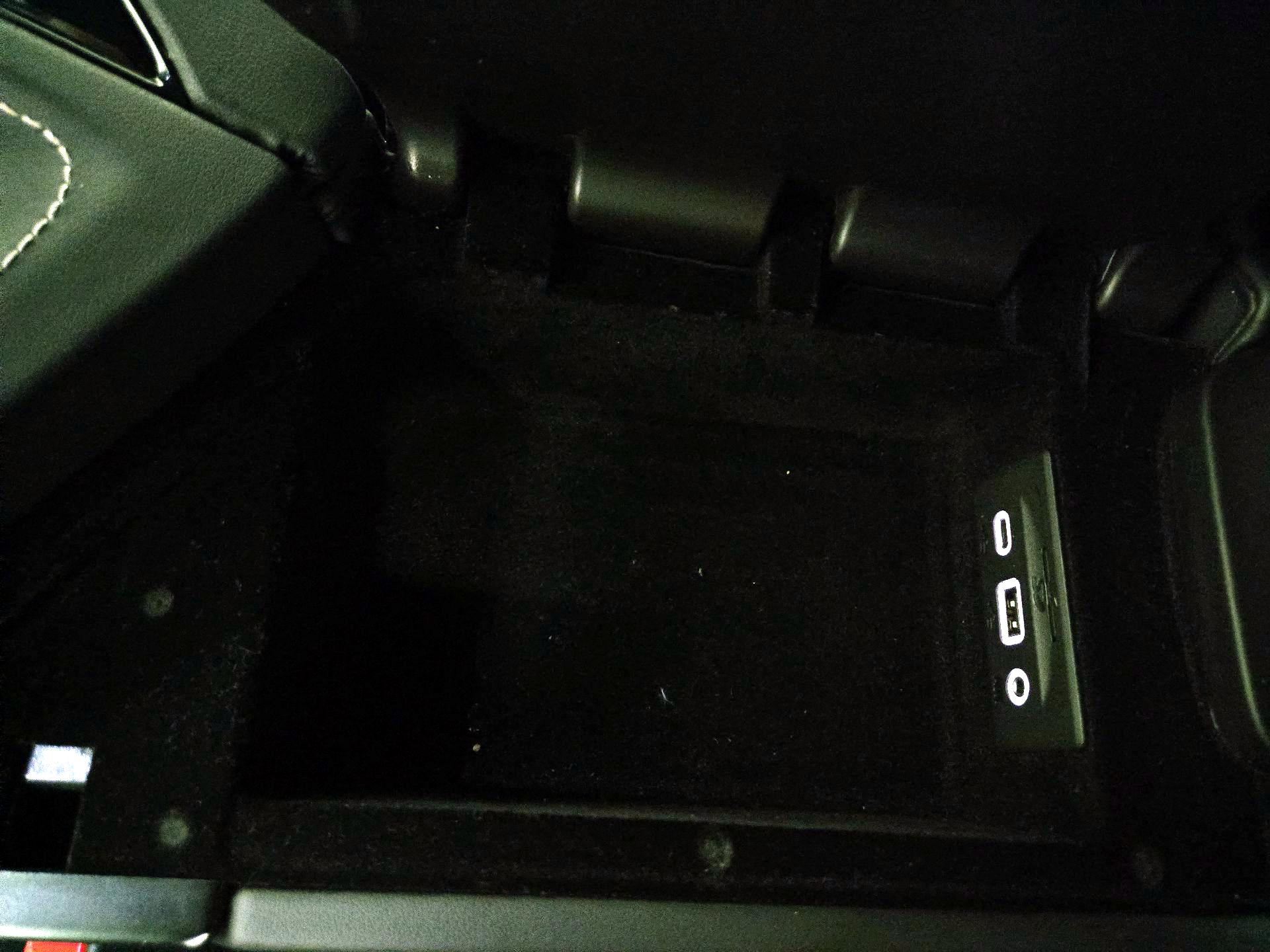 Thumbnail: 2020 Chevrolet Corvette - 19