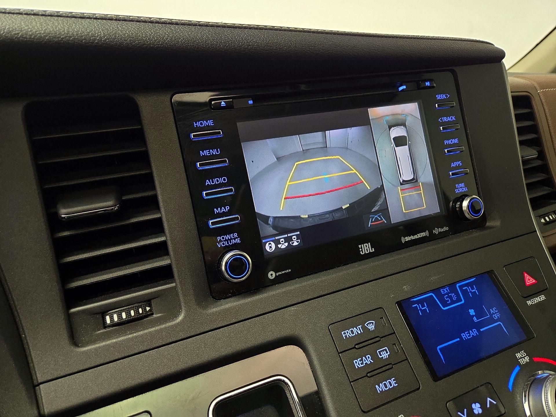 Thumbnail: 2020 Toyota Sienna - 15