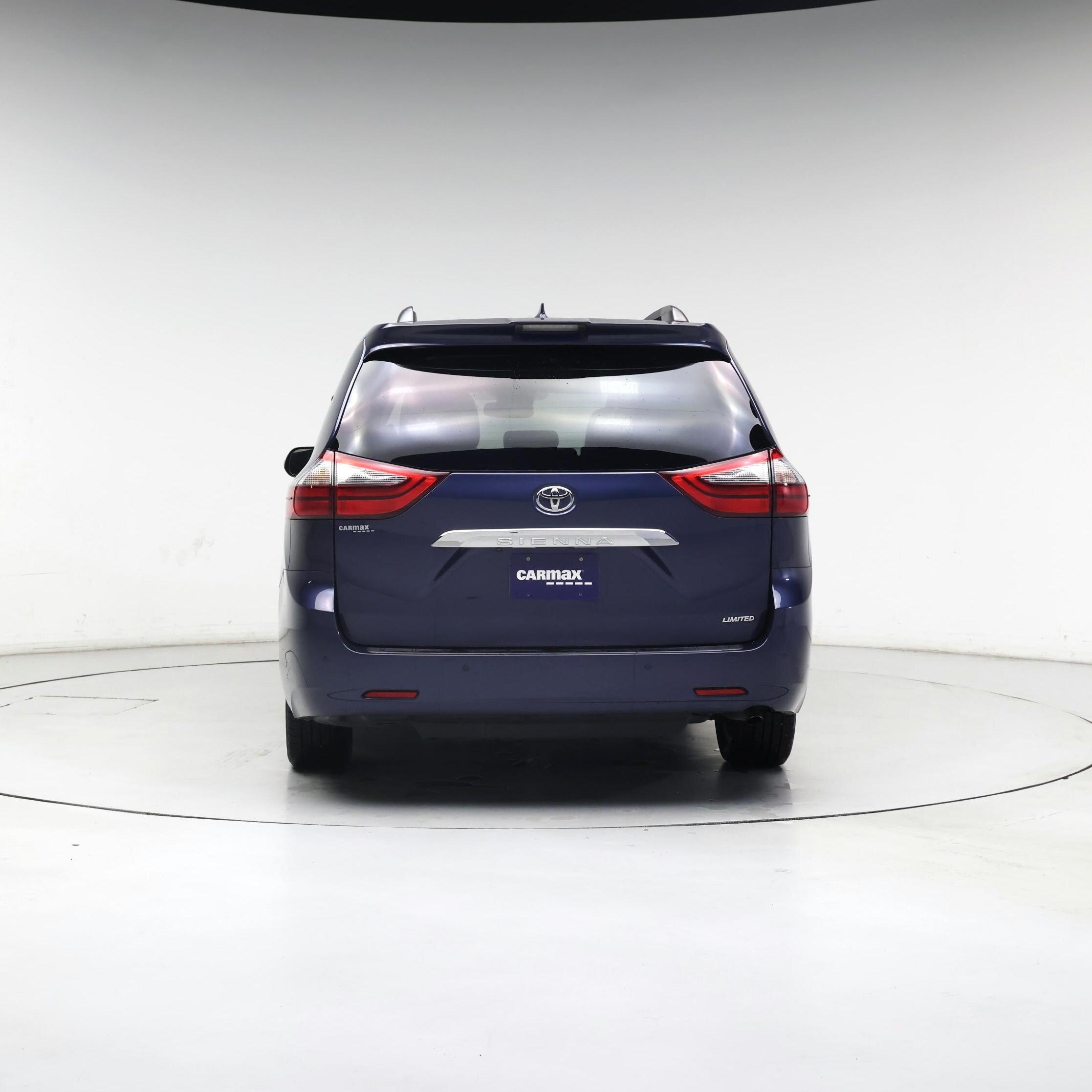 Thumbnail: 2020 Toyota Sienna - 6