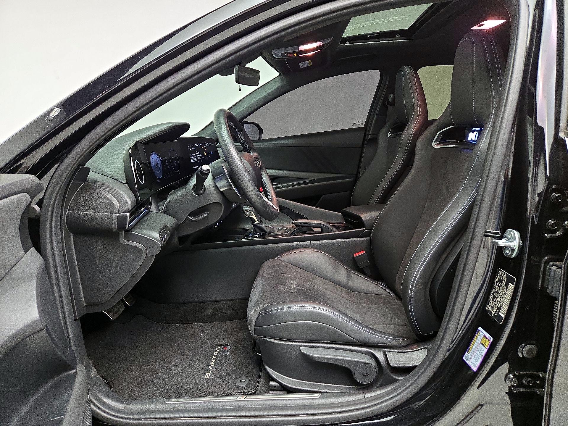 Thumbnail: 2025 Hyundai Elantra - 11