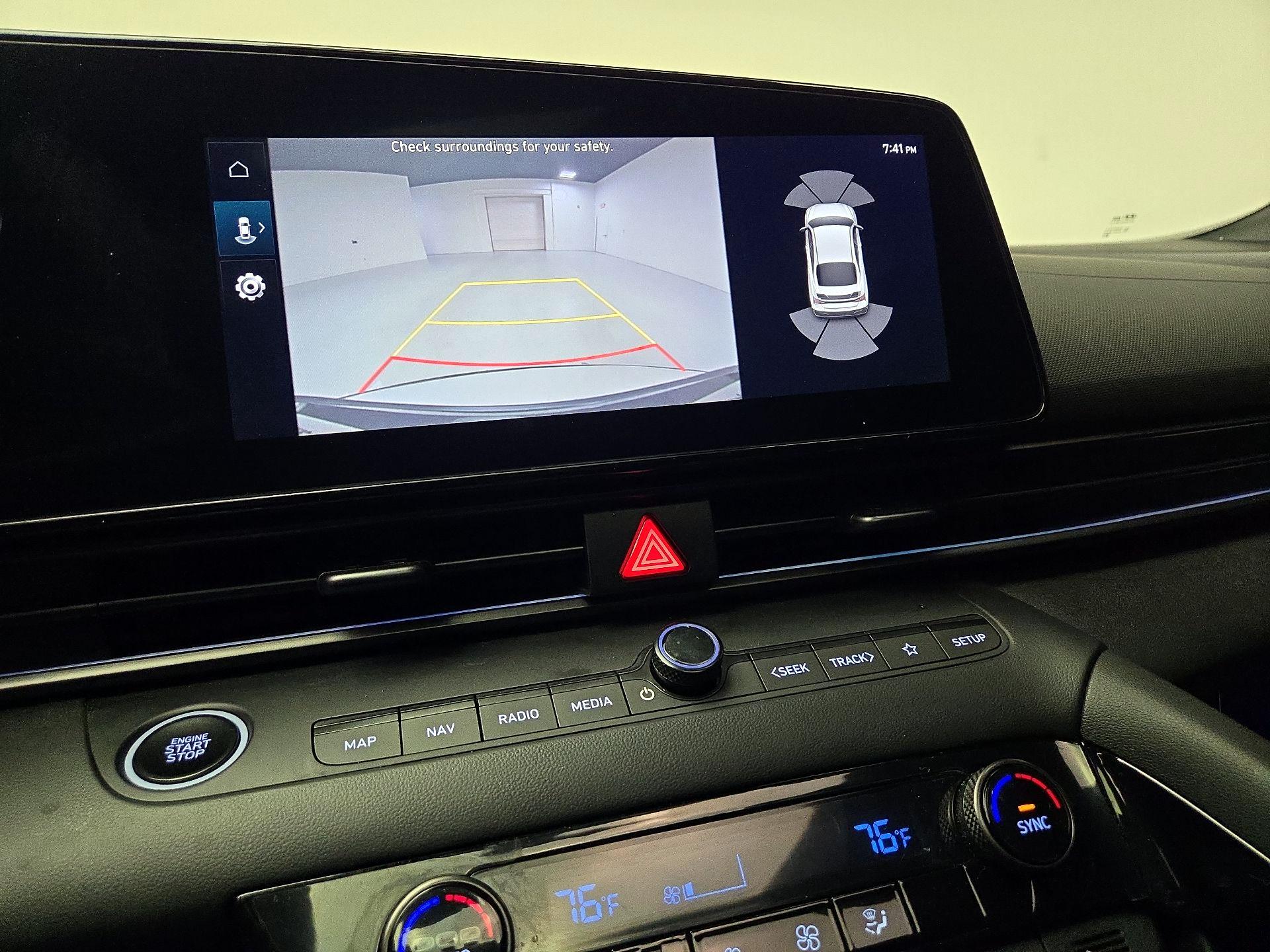 Thumbnail: 2025 Hyundai Elantra - 15