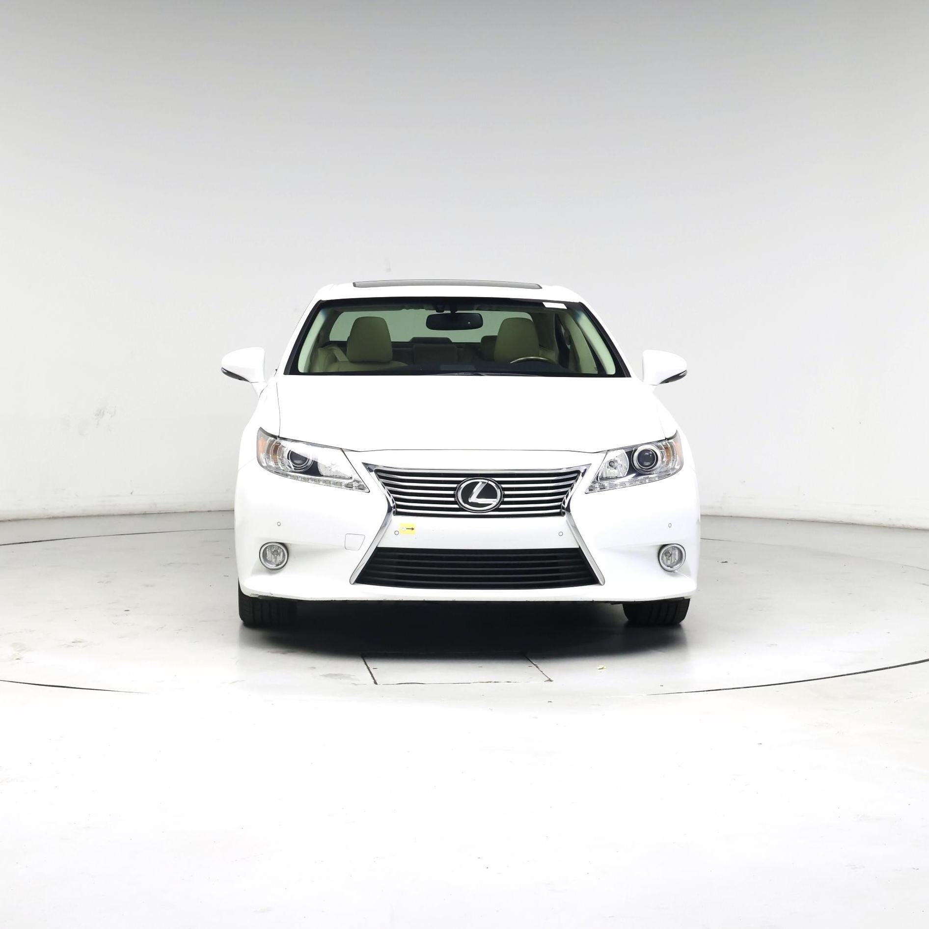 Thumbnail: 2015 Lexus ES - 5