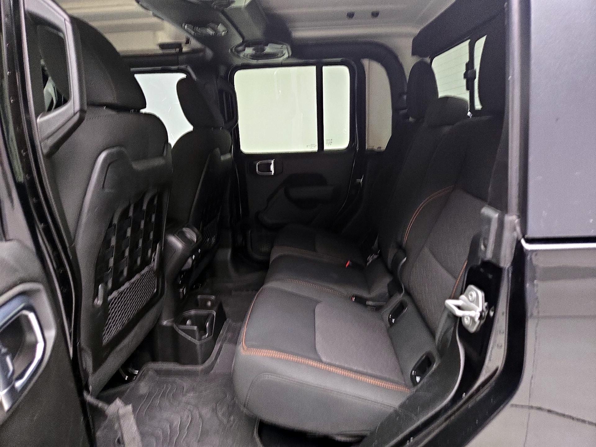 Thumbnail: 2023 Jeep Gladiator - 20