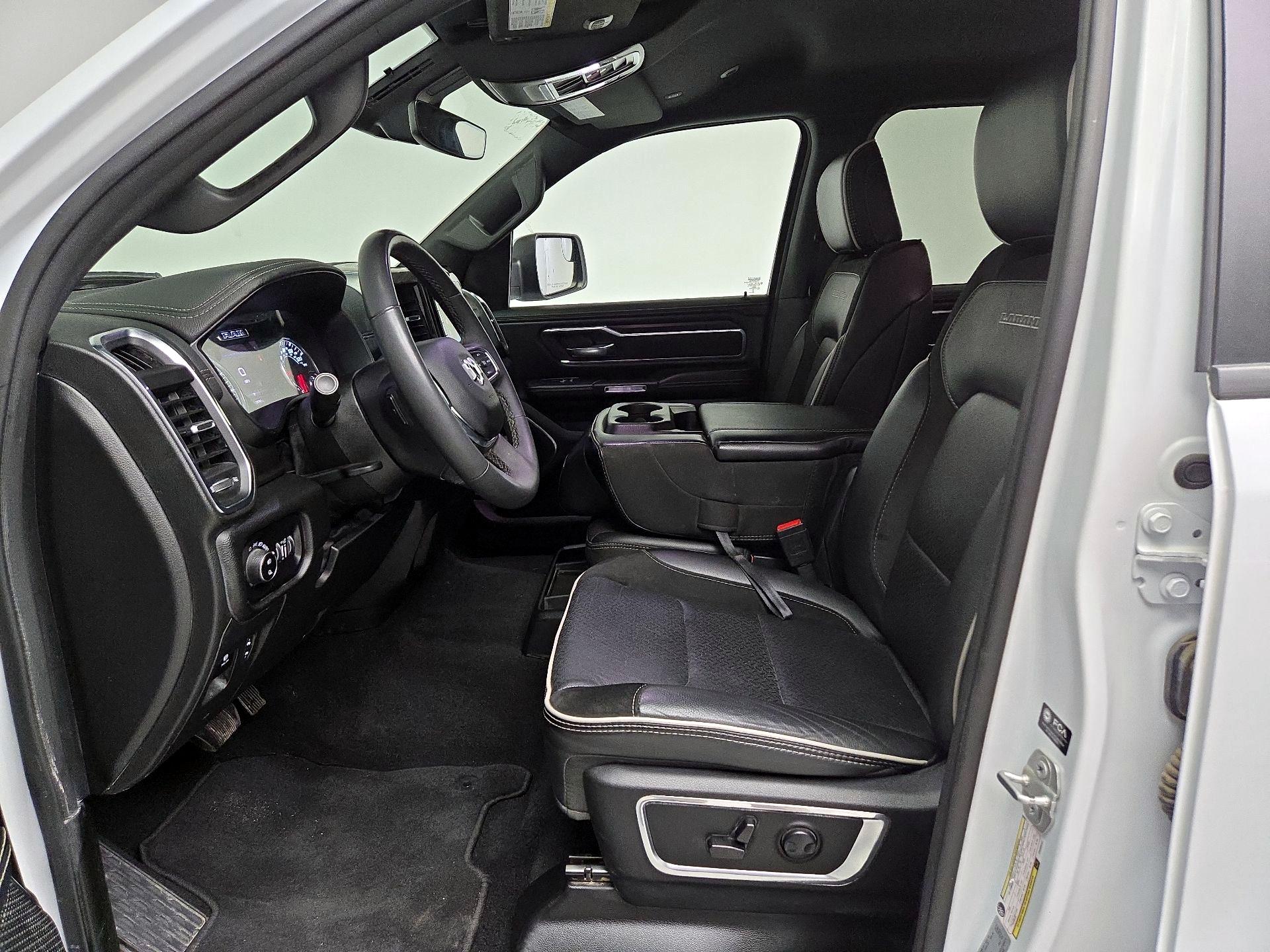 Thumbnail: 2025 RAM 1500 - 11