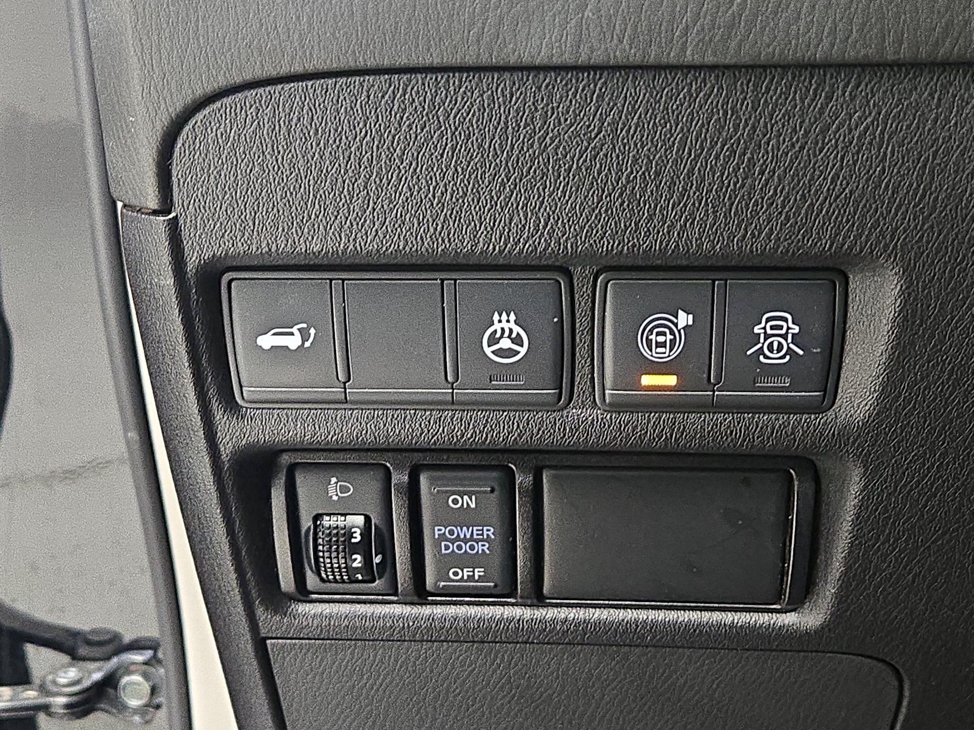 Thumbnail: 2021 INFINITI QX80 - 13