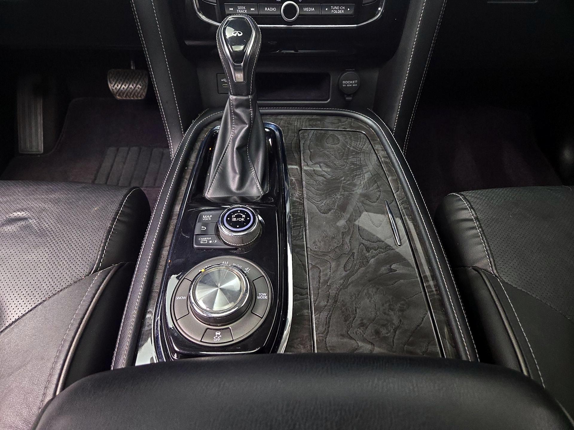 Thumbnail: 2021 INFINITI QX80 - 18