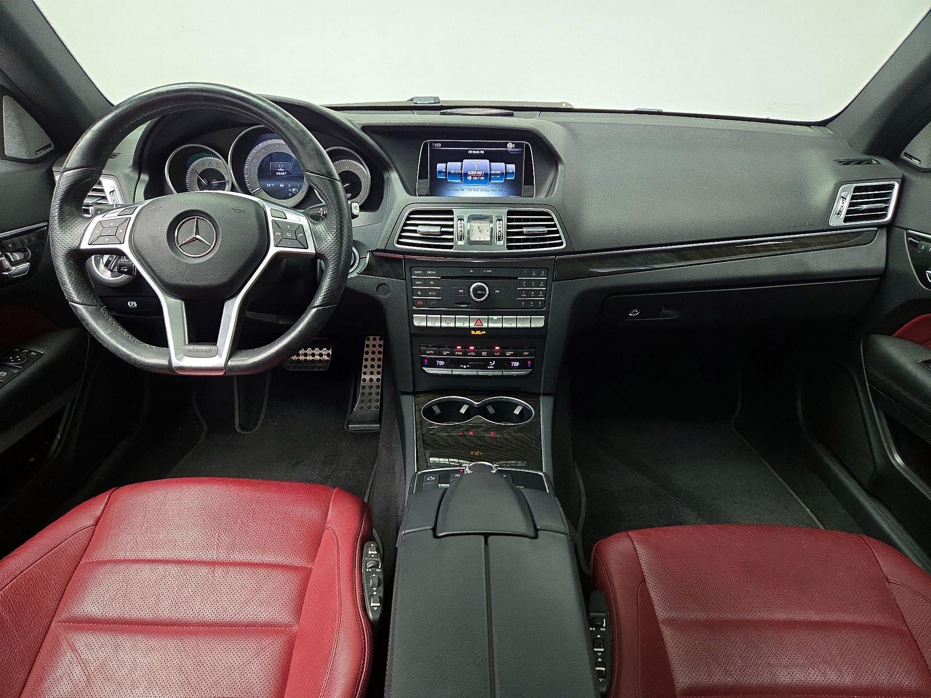 Thumbnail: 2016 Mercedes-Benz E-Class - 9