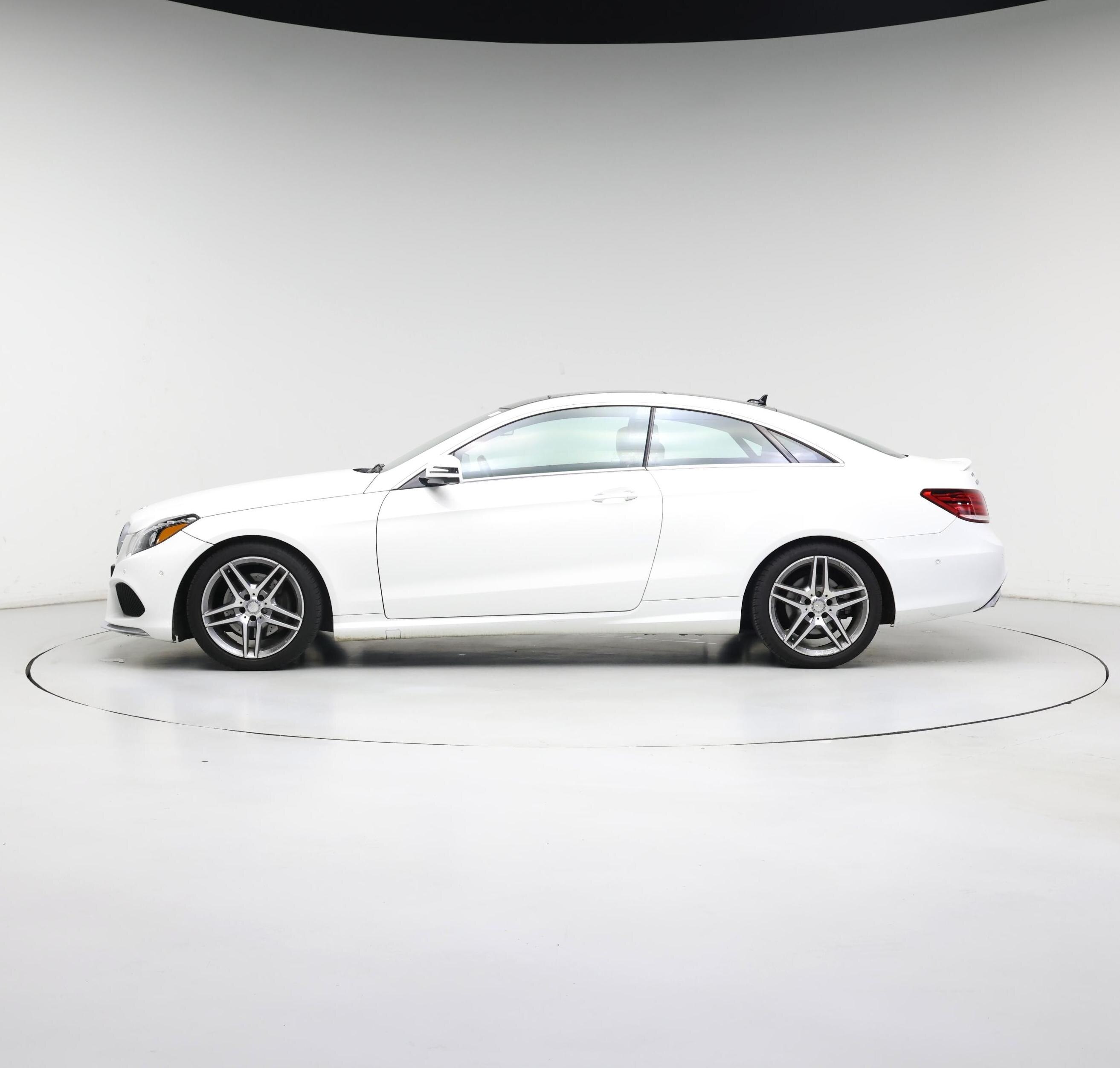 Thumbnail: 2016 Mercedes-Benz E-Class - 3