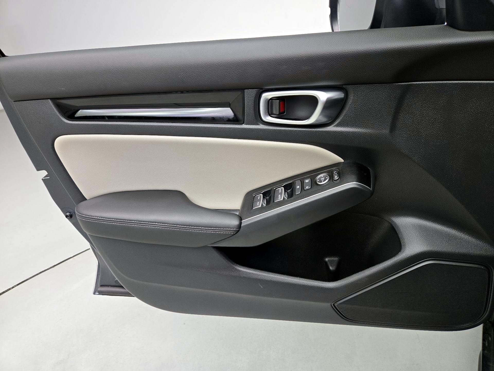 Thumbnail: 2024 Honda Civic - 12