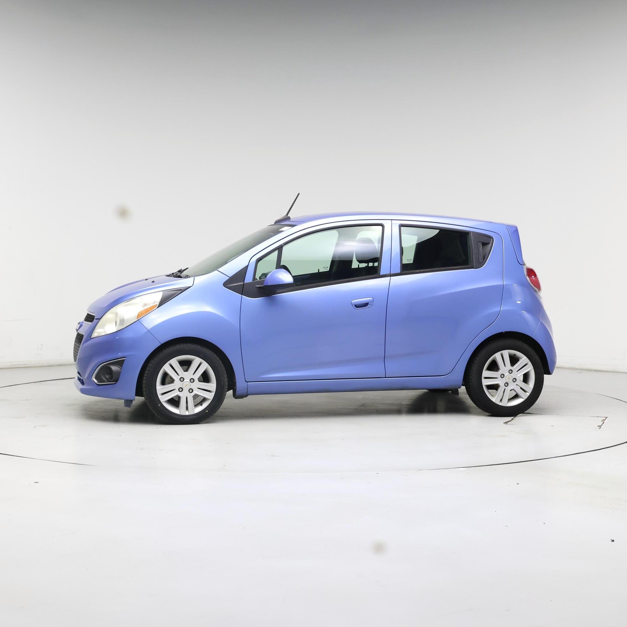 Thumbnail: 2014 Chevrolet Spark - 3