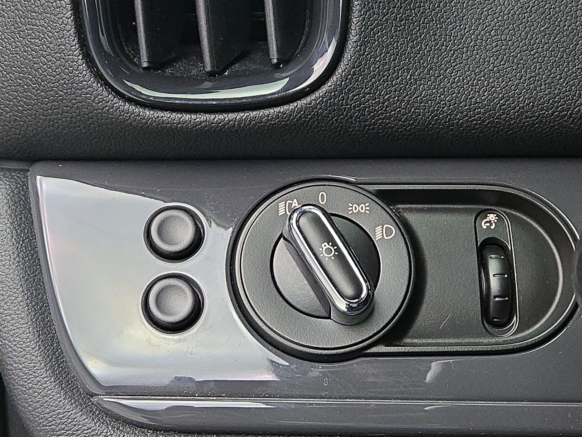 Thumbnail: 2018 MINI Cooper Countryman - 13