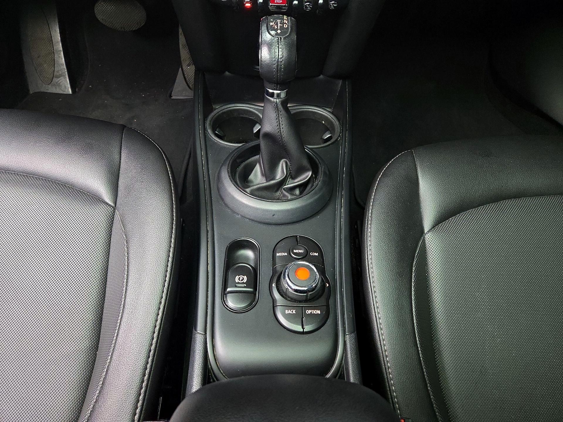 Thumbnail: 2018 MINI Cooper Countryman - 17