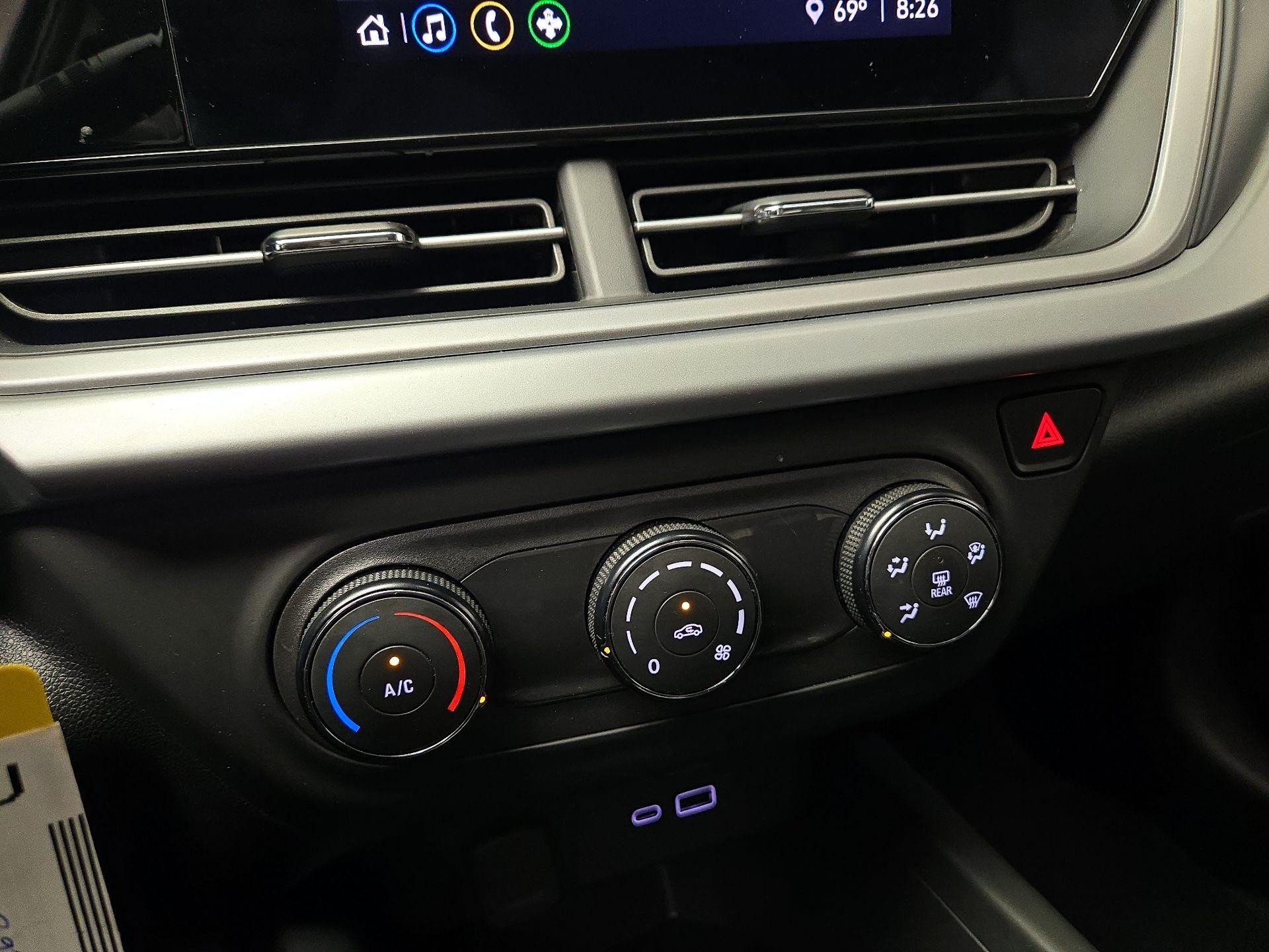 Thumbnail: 2025 Chevrolet Trax - 16