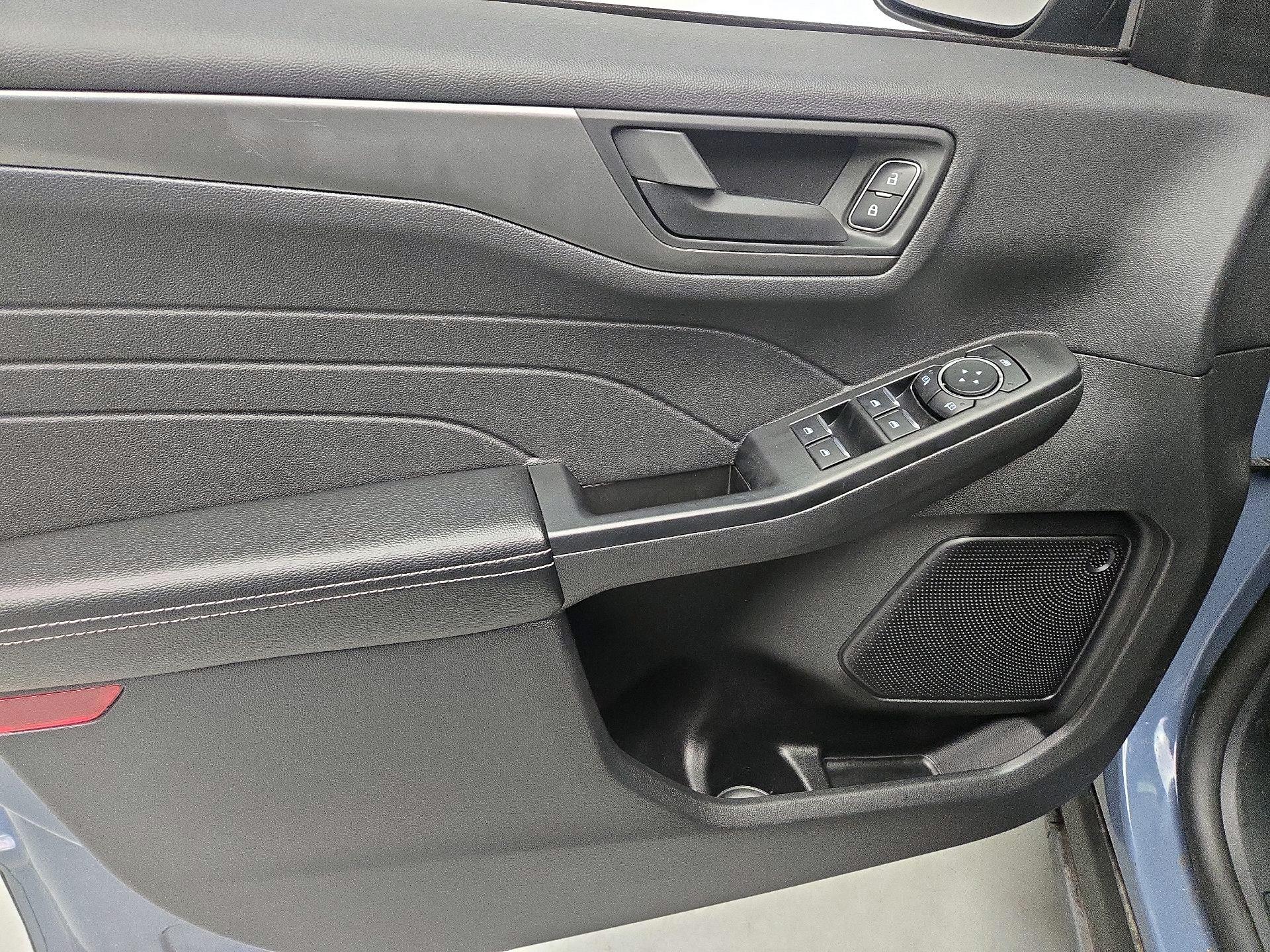 Thumbnail: 2025 Ford Escape - 12