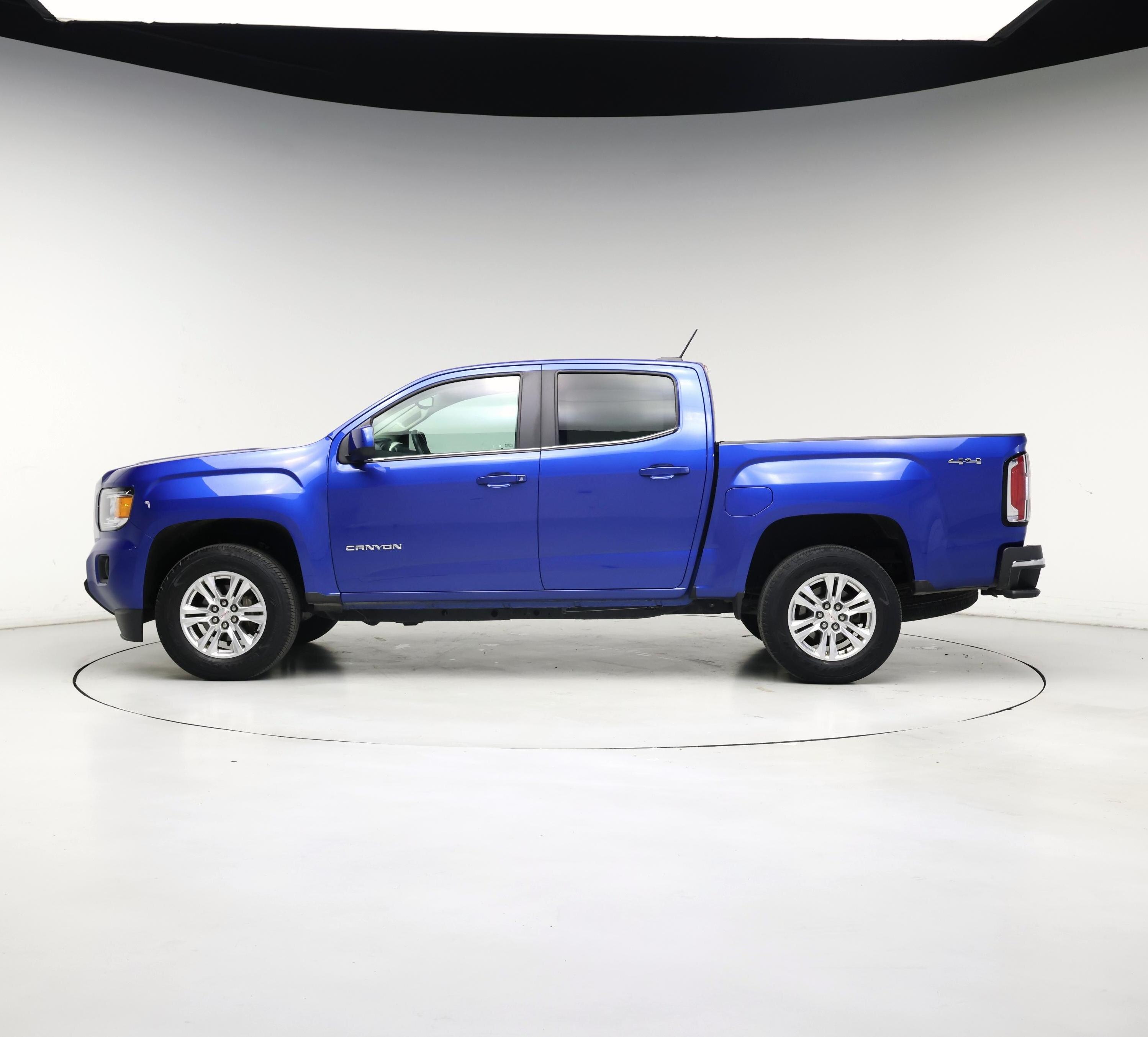 Thumbnail: 2020 GMC Canyon - 3