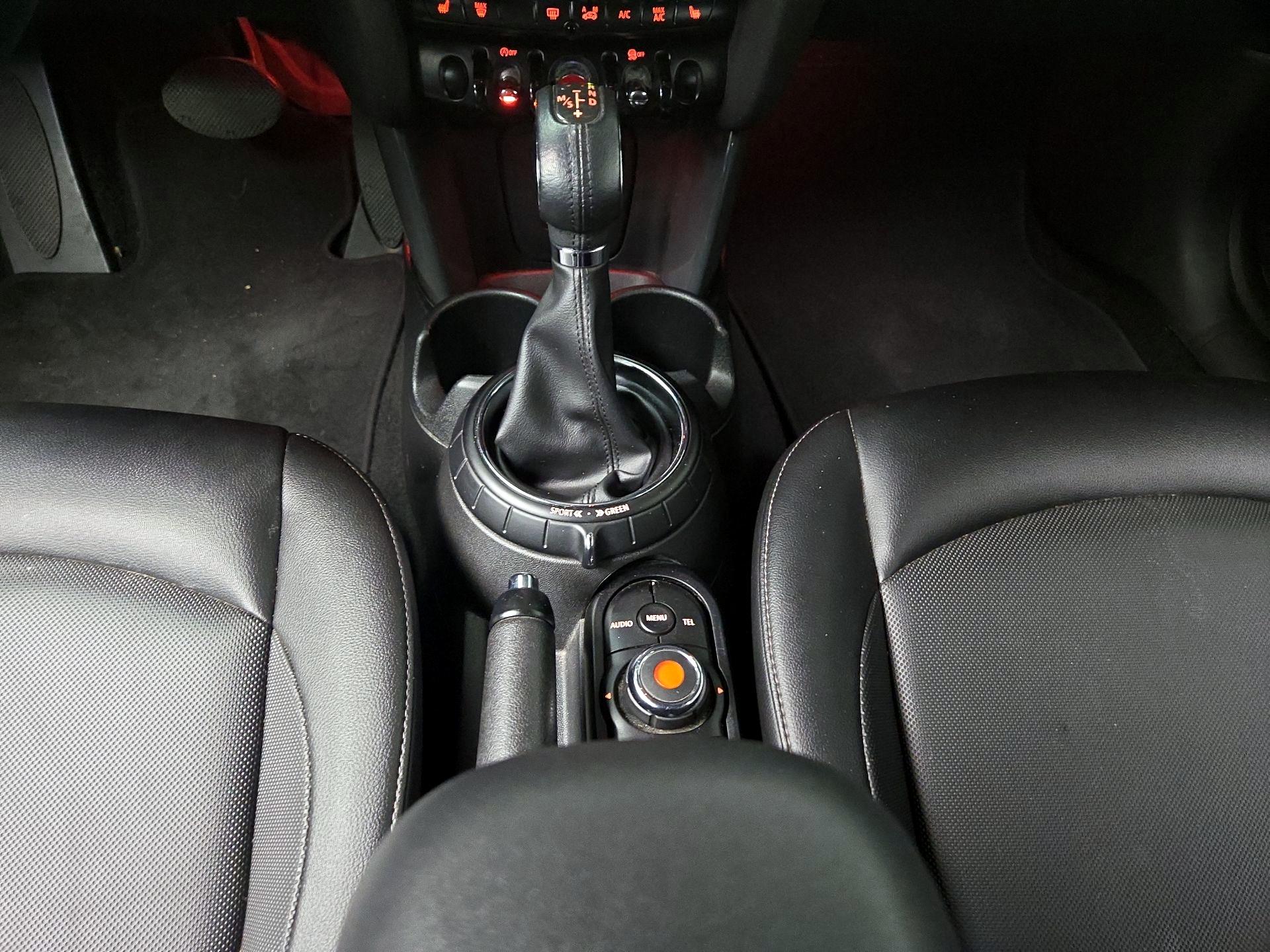 Thumbnail: 2016 MINI Cooper - 16