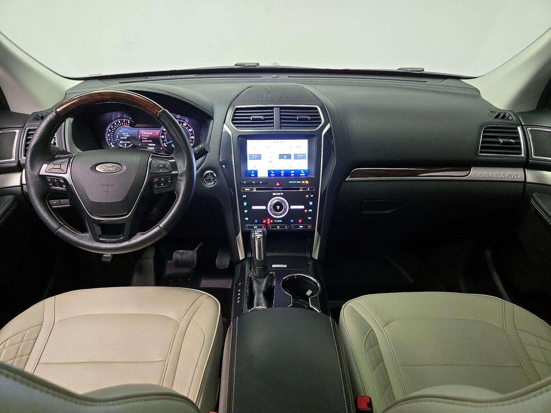 Thumbnail: 2018 Ford Explorer - 9