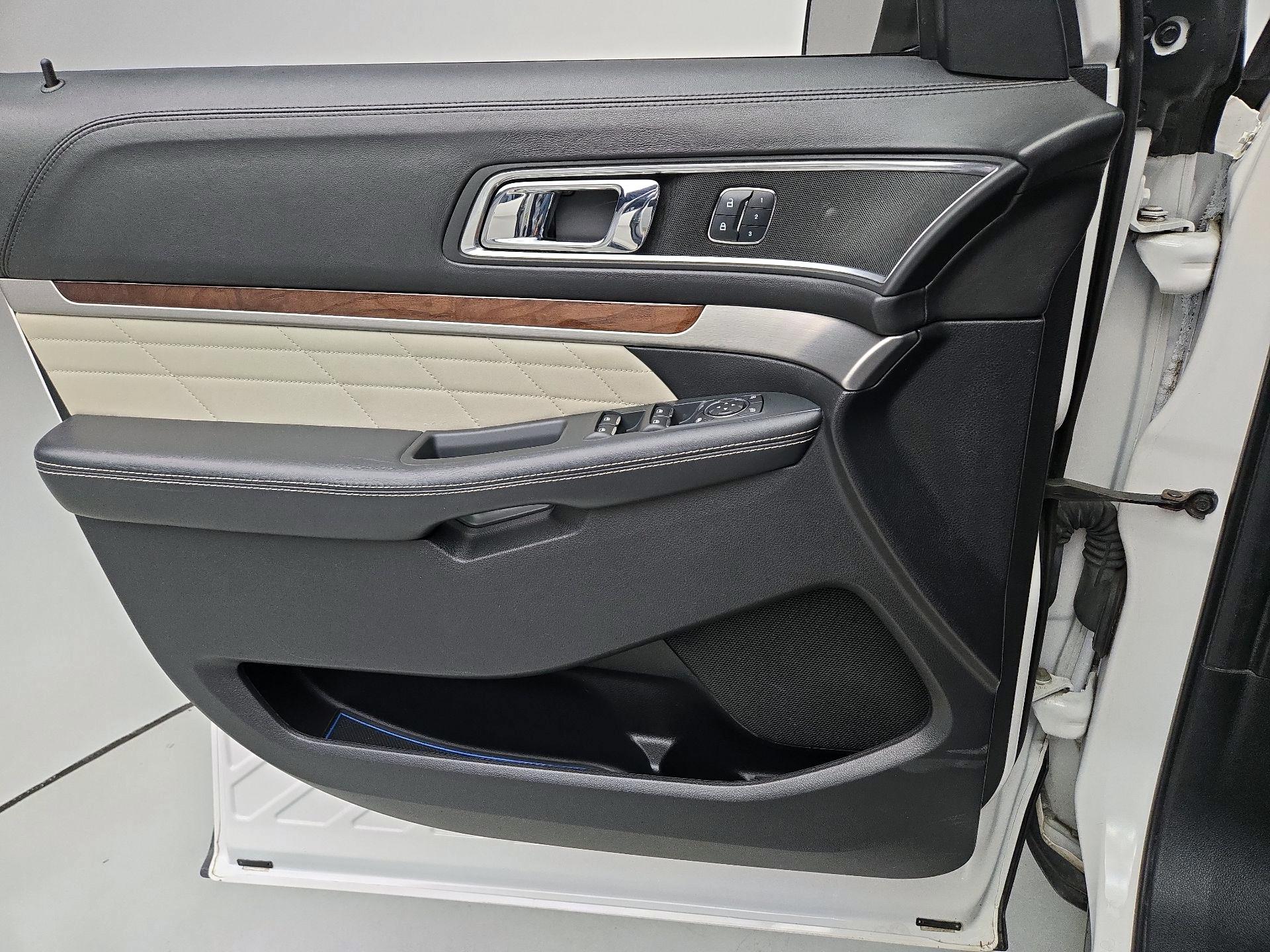 Thumbnail: 2018 Ford Explorer - 12