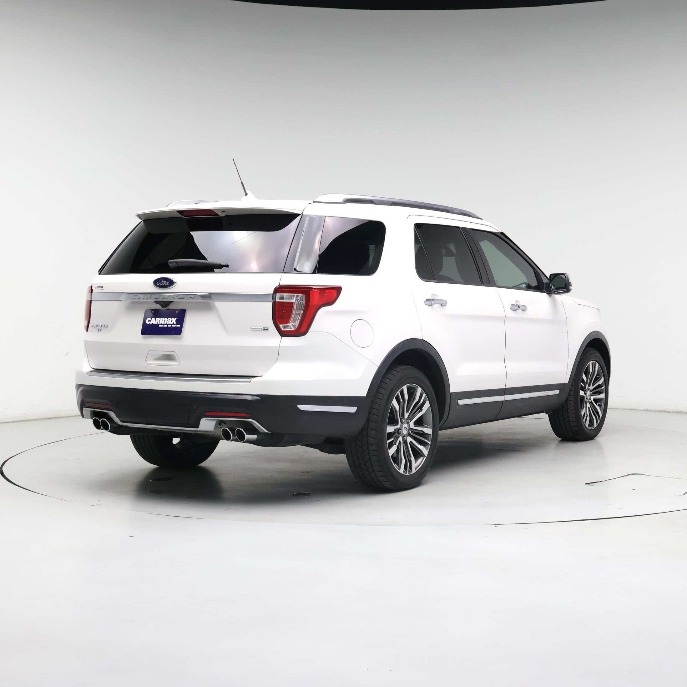 Thumbnail: 2018 Ford Explorer - 8