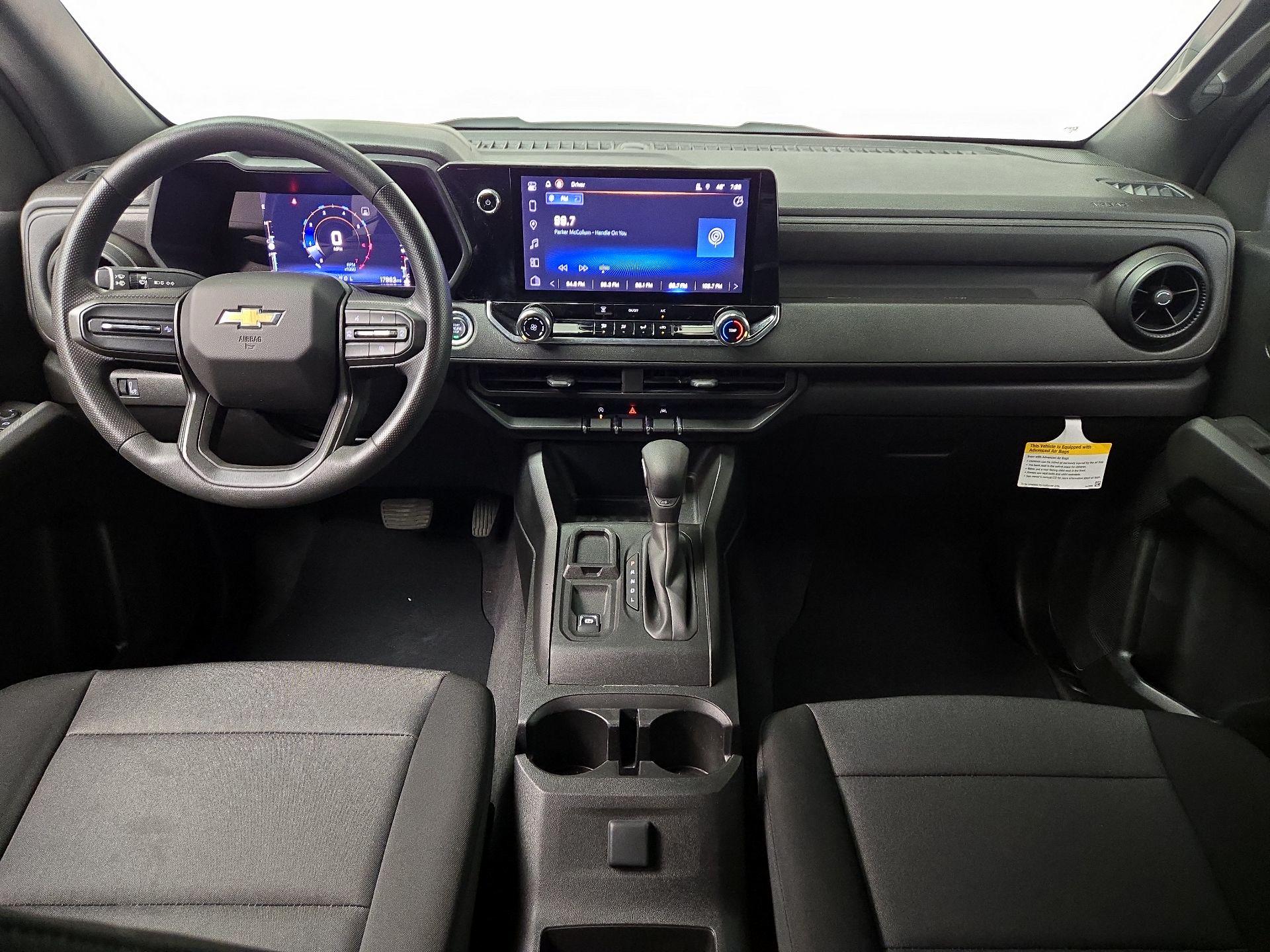 Thumbnail: 2023 Chevrolet Colorado - 9