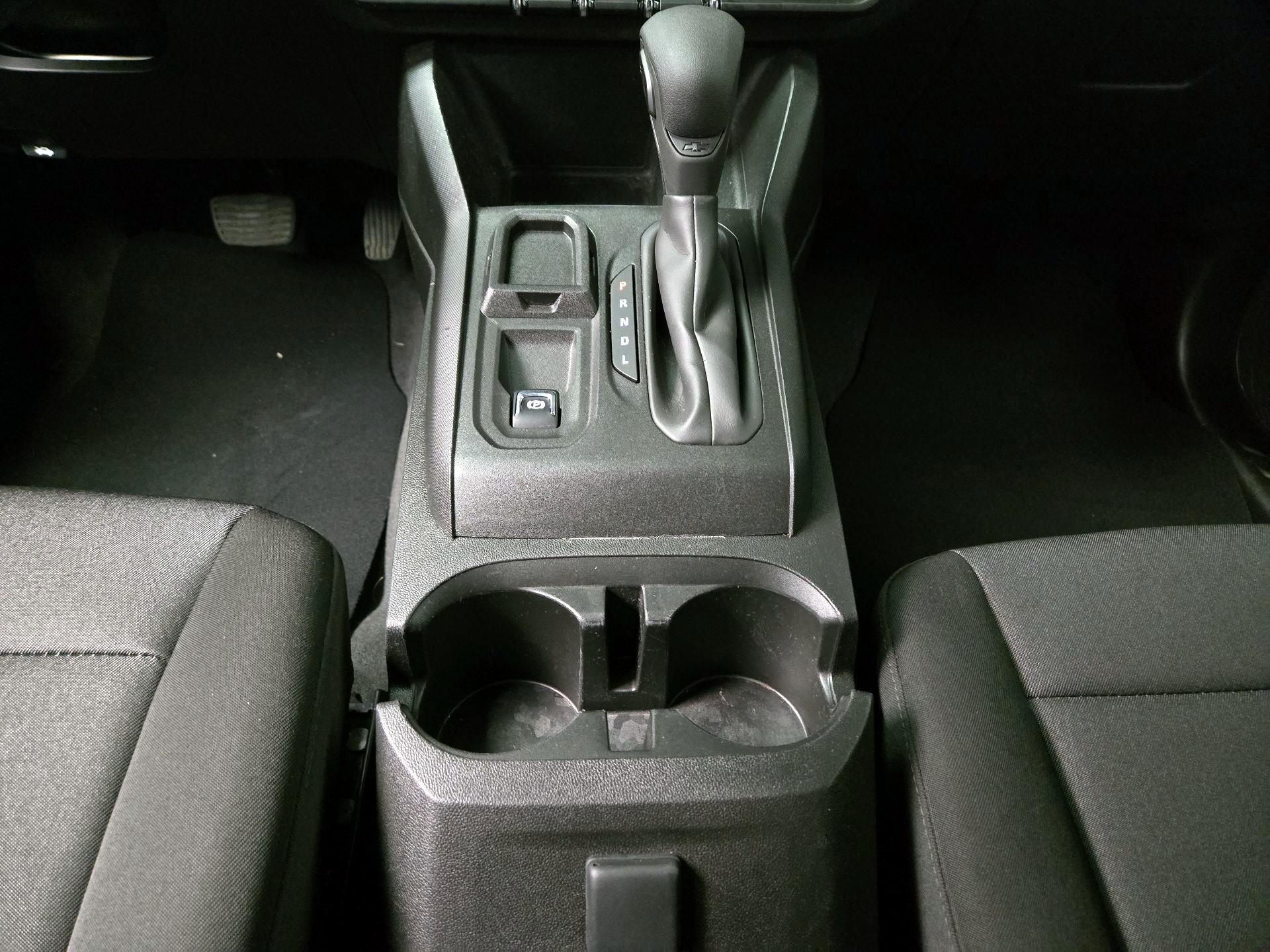 Thumbnail: 2023 Chevrolet Colorado - 17