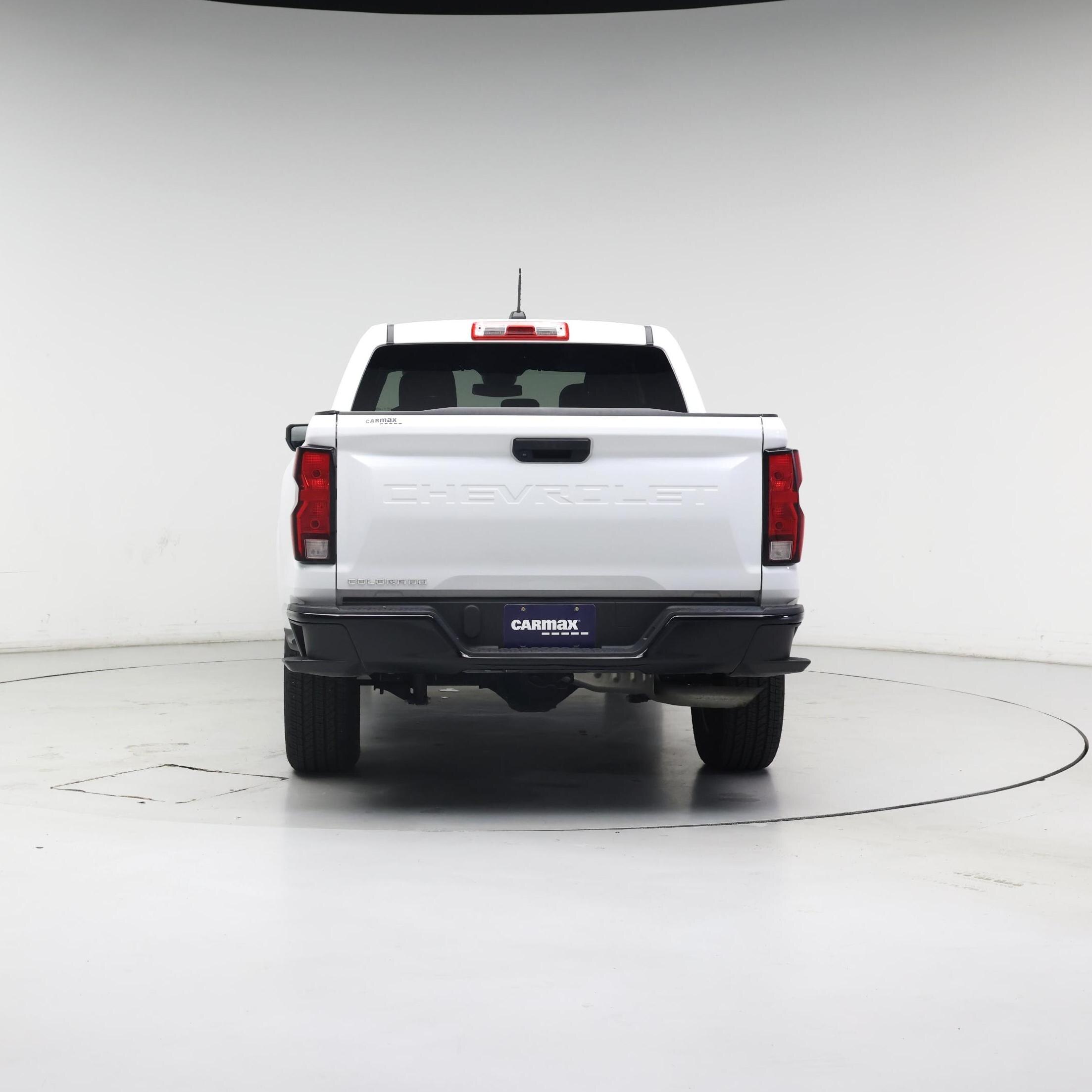 Thumbnail: 2023 Chevrolet Colorado - 6