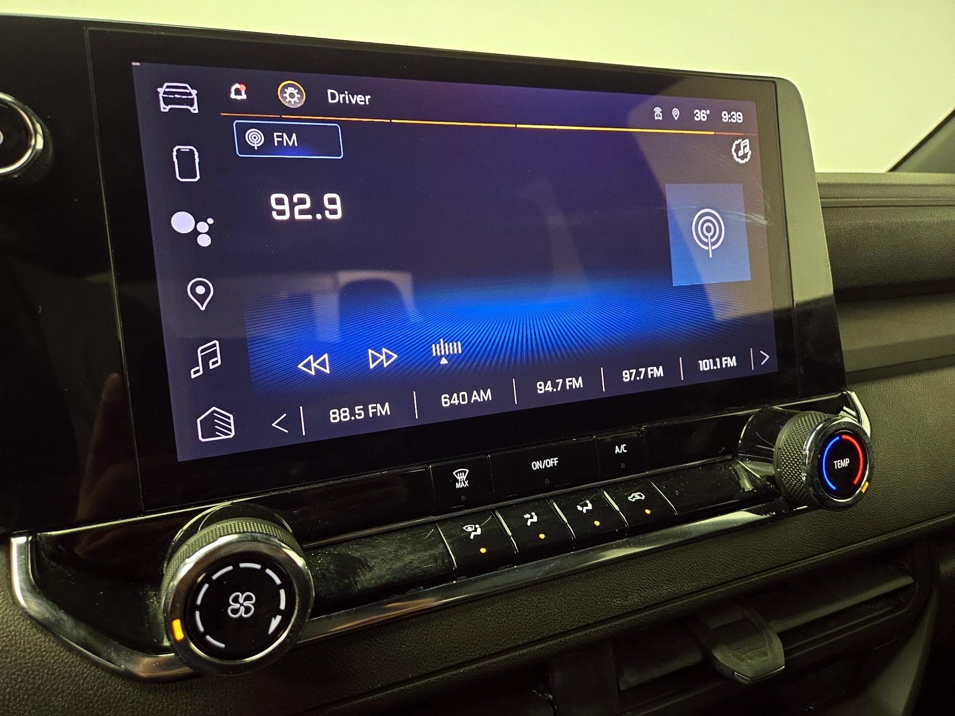 Thumbnail: 2023 Chevrolet Colorado - 15