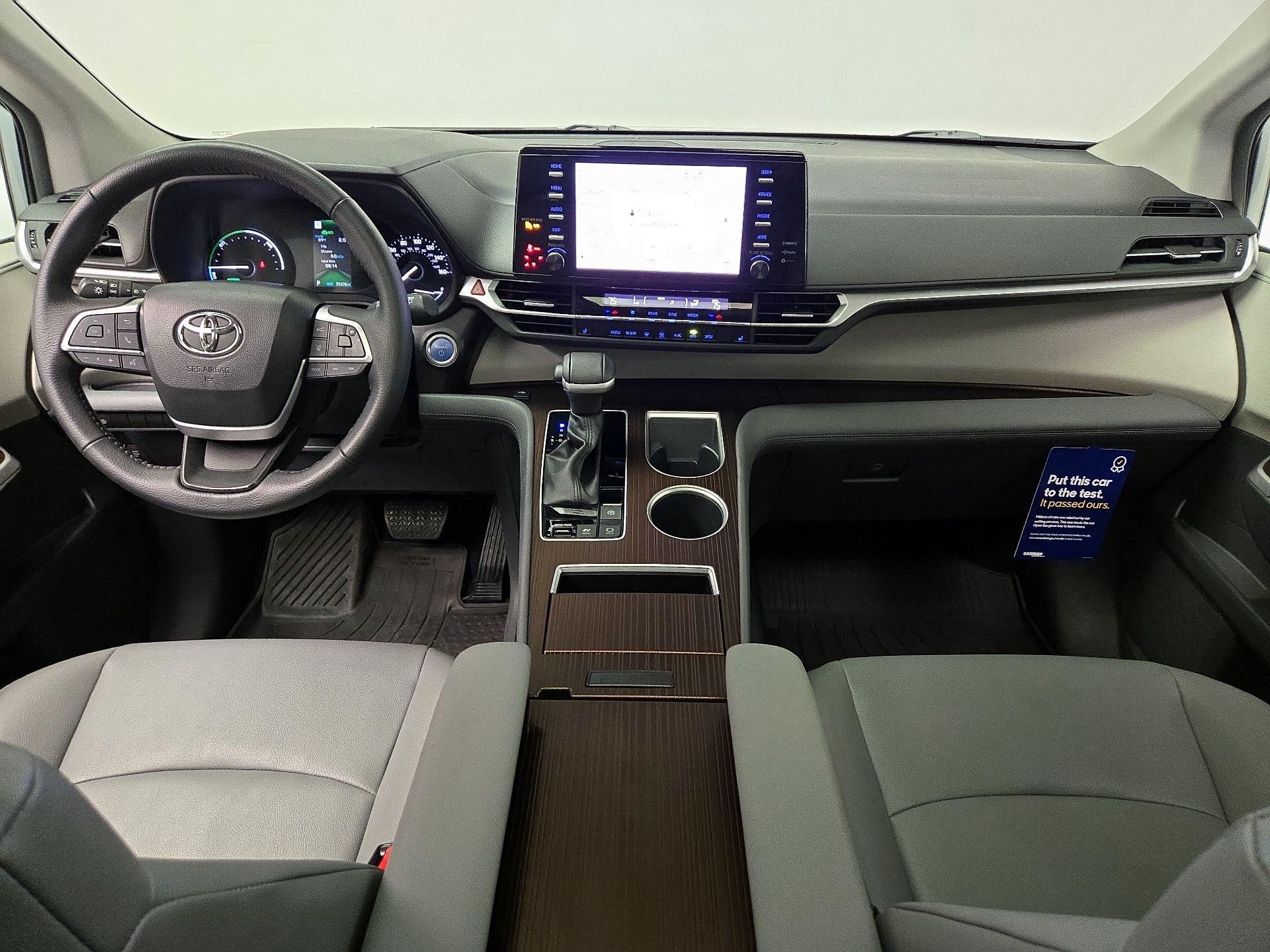 Thumbnail: 2023 Toyota Sienna - 9