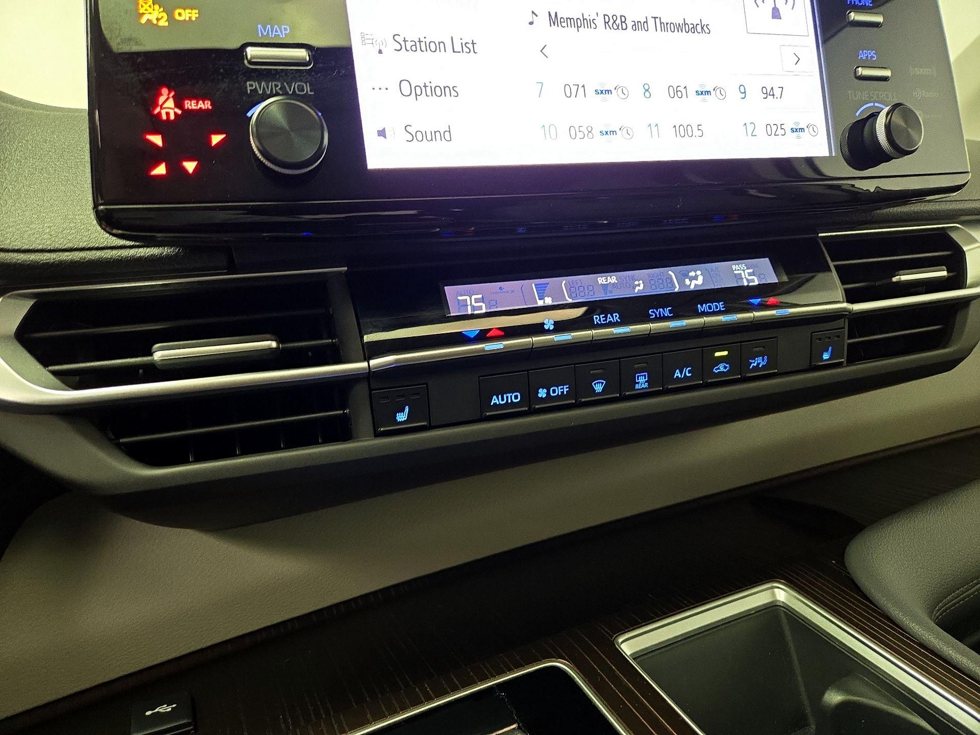 Thumbnail: 2023 Toyota Sienna - 16