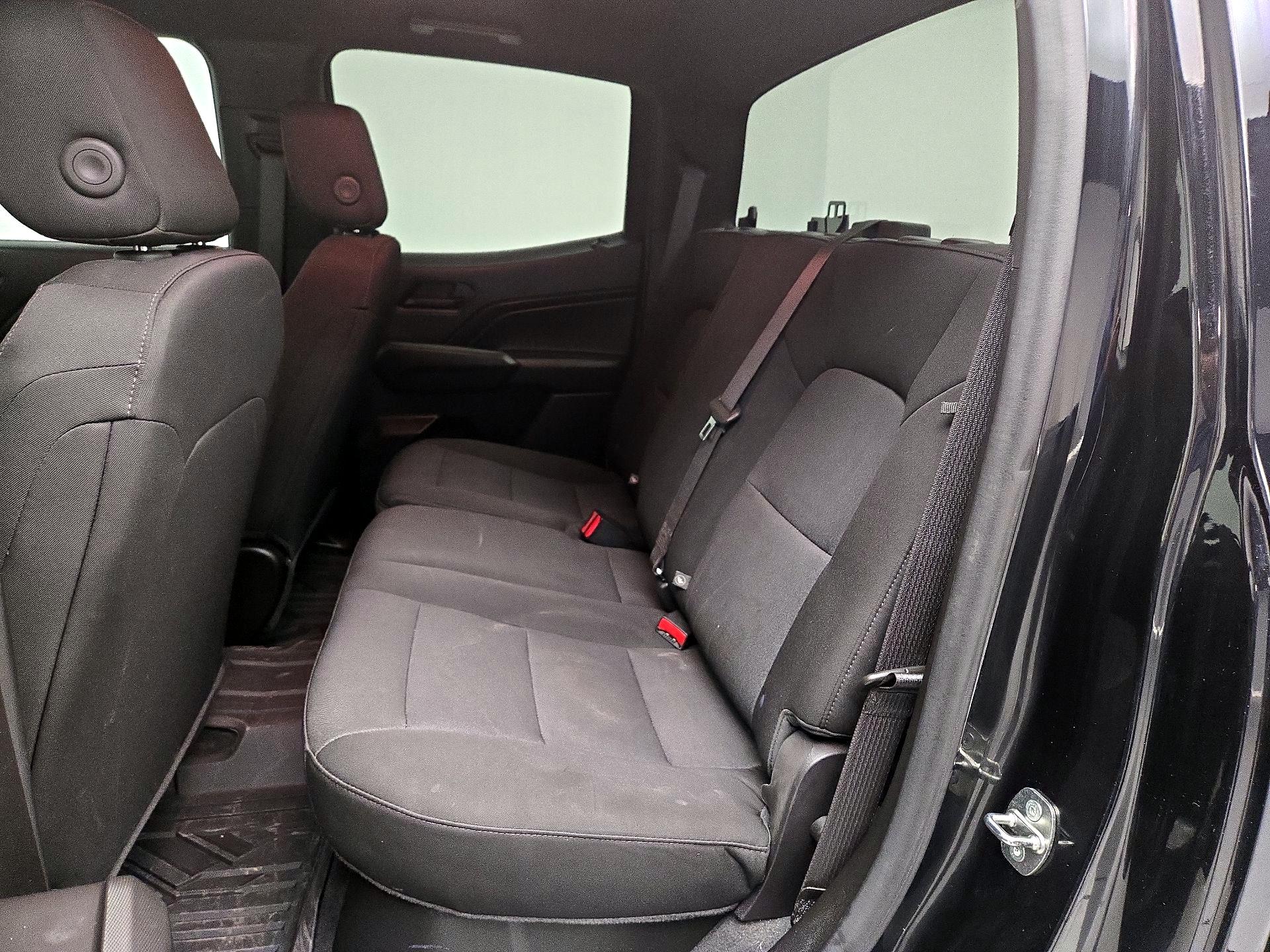 Thumbnail: 2023 Chevrolet Colorado - 17