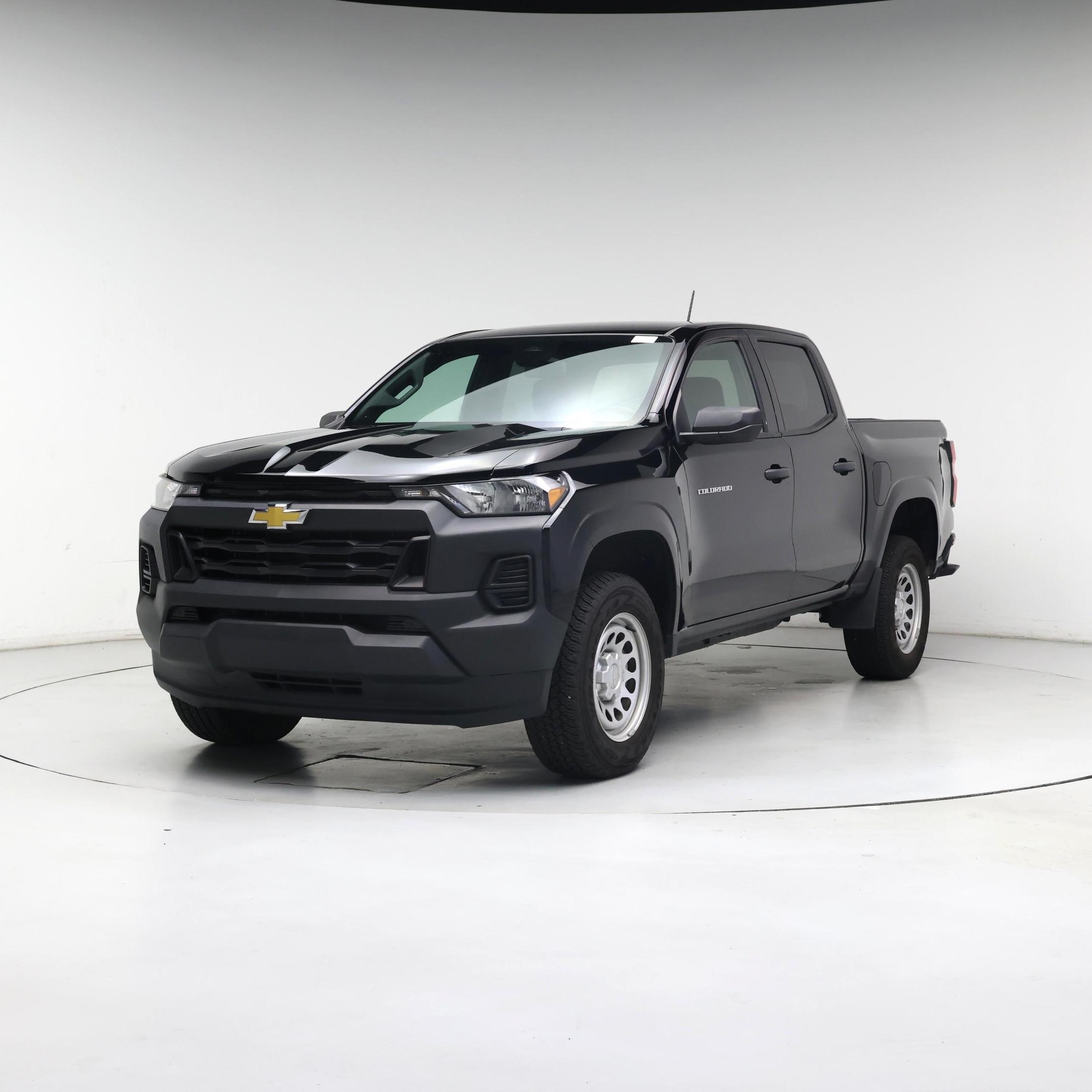 Thumbnail: 2023 Chevrolet Colorado - 4