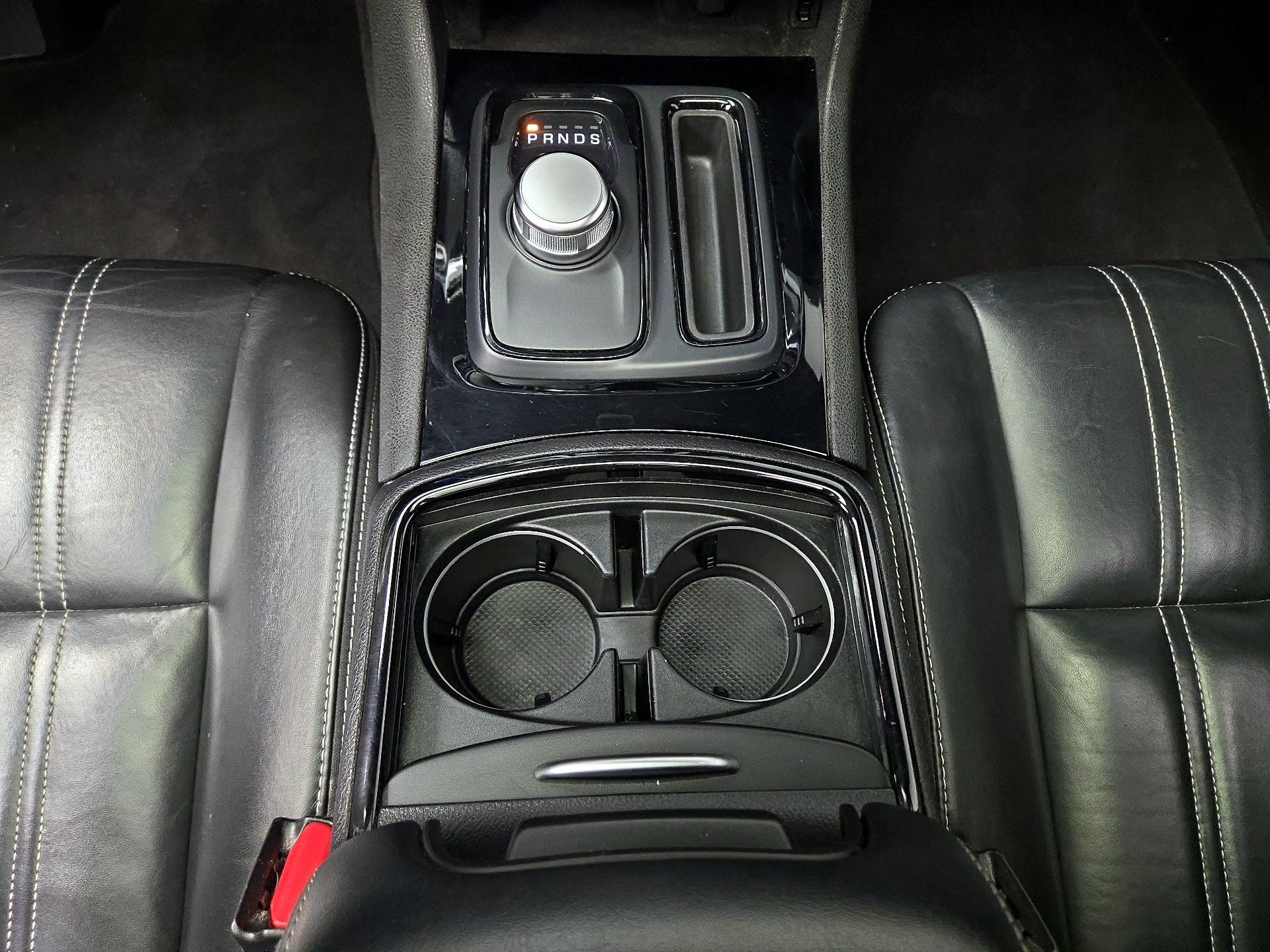 Thumbnail: 2023 Chrysler 300 - 18