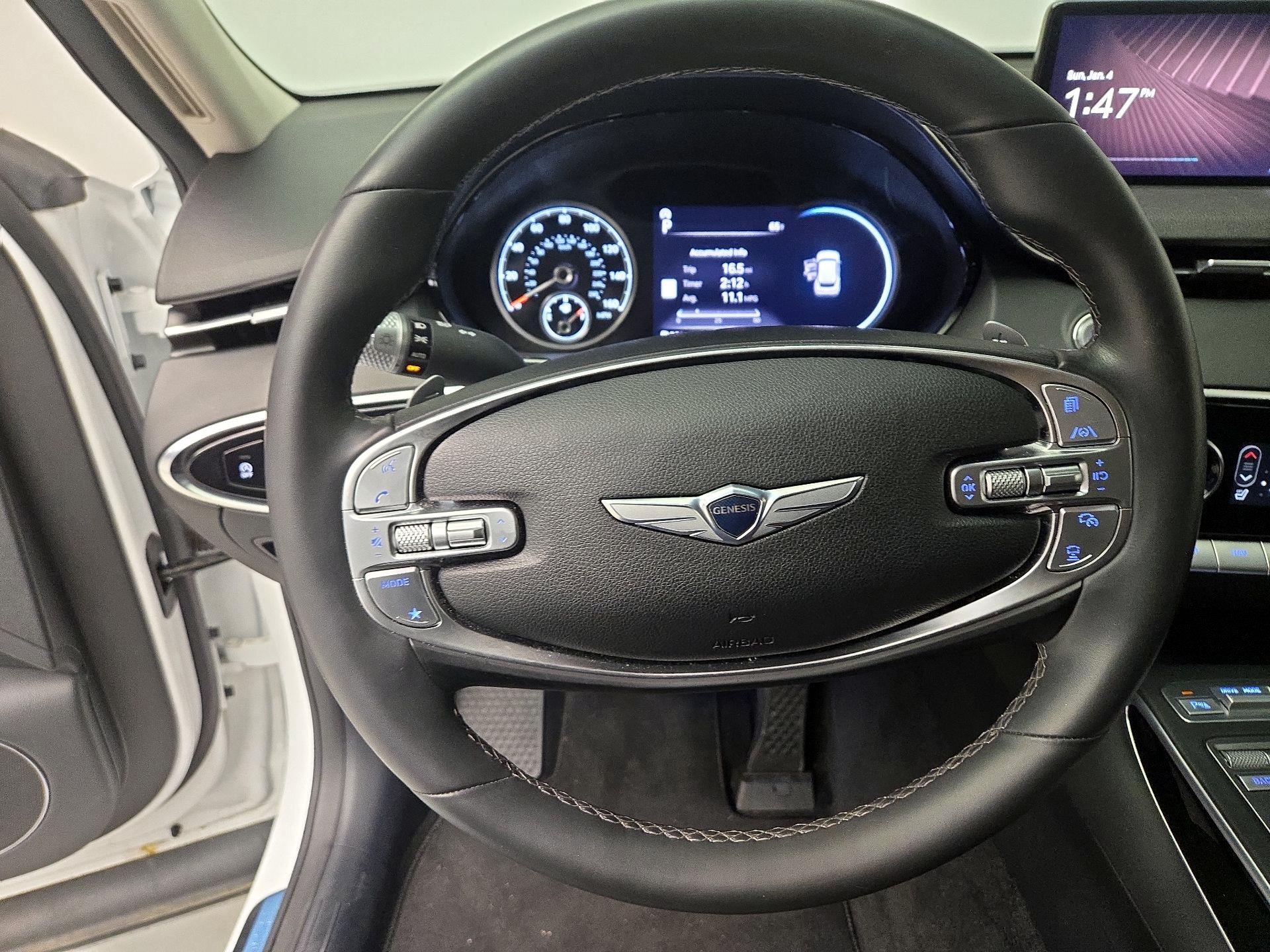 Thumbnail: 2025 Genesis GV70 - 10