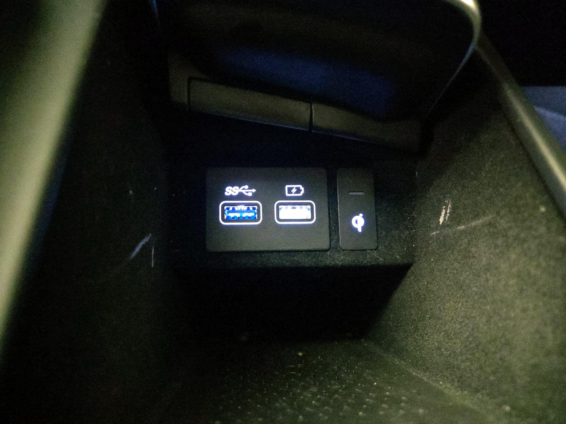 Thumbnail: 2025 Genesis GV70 - 19