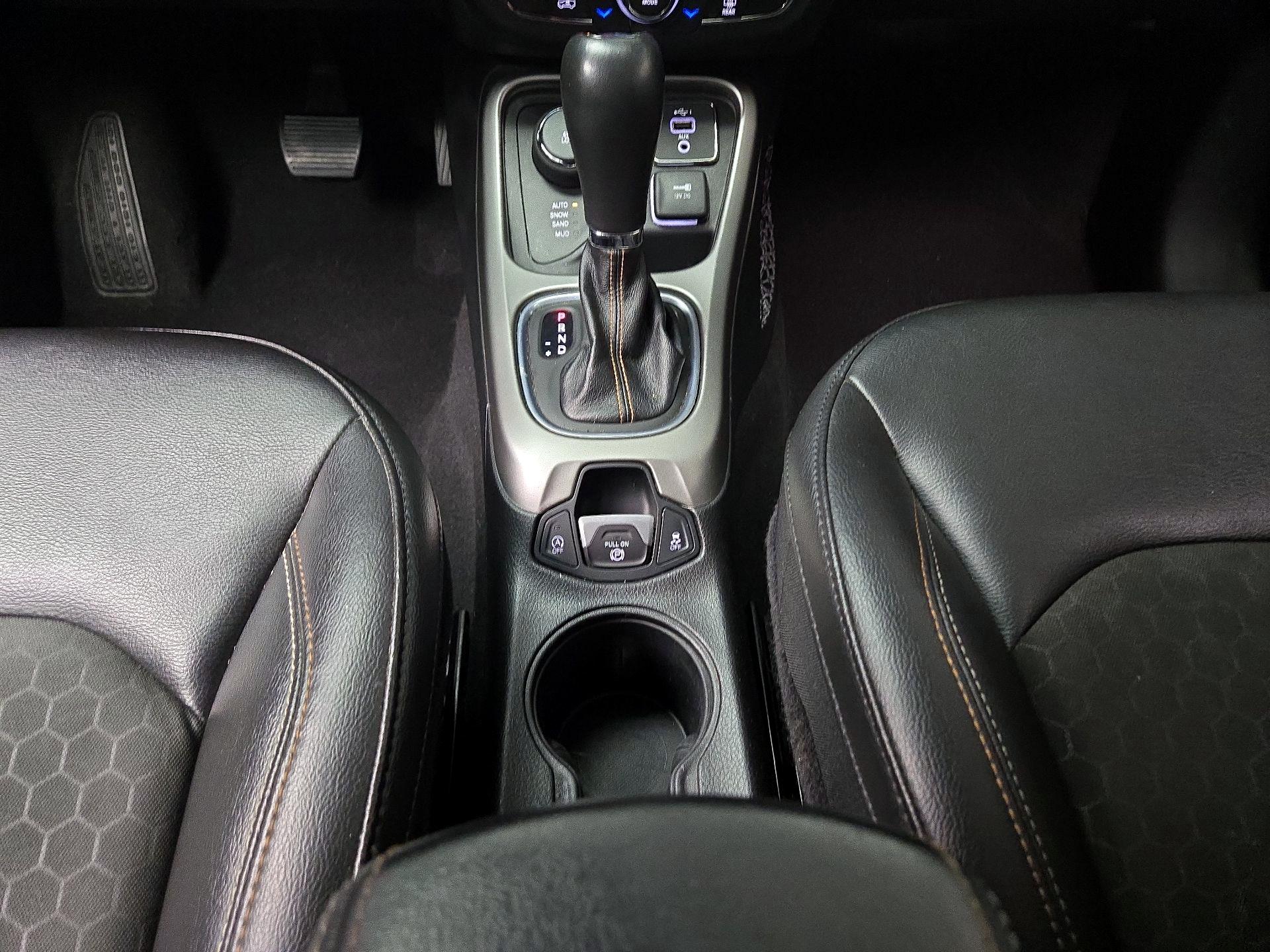 Thumbnail: 2021 Jeep Compass - 17