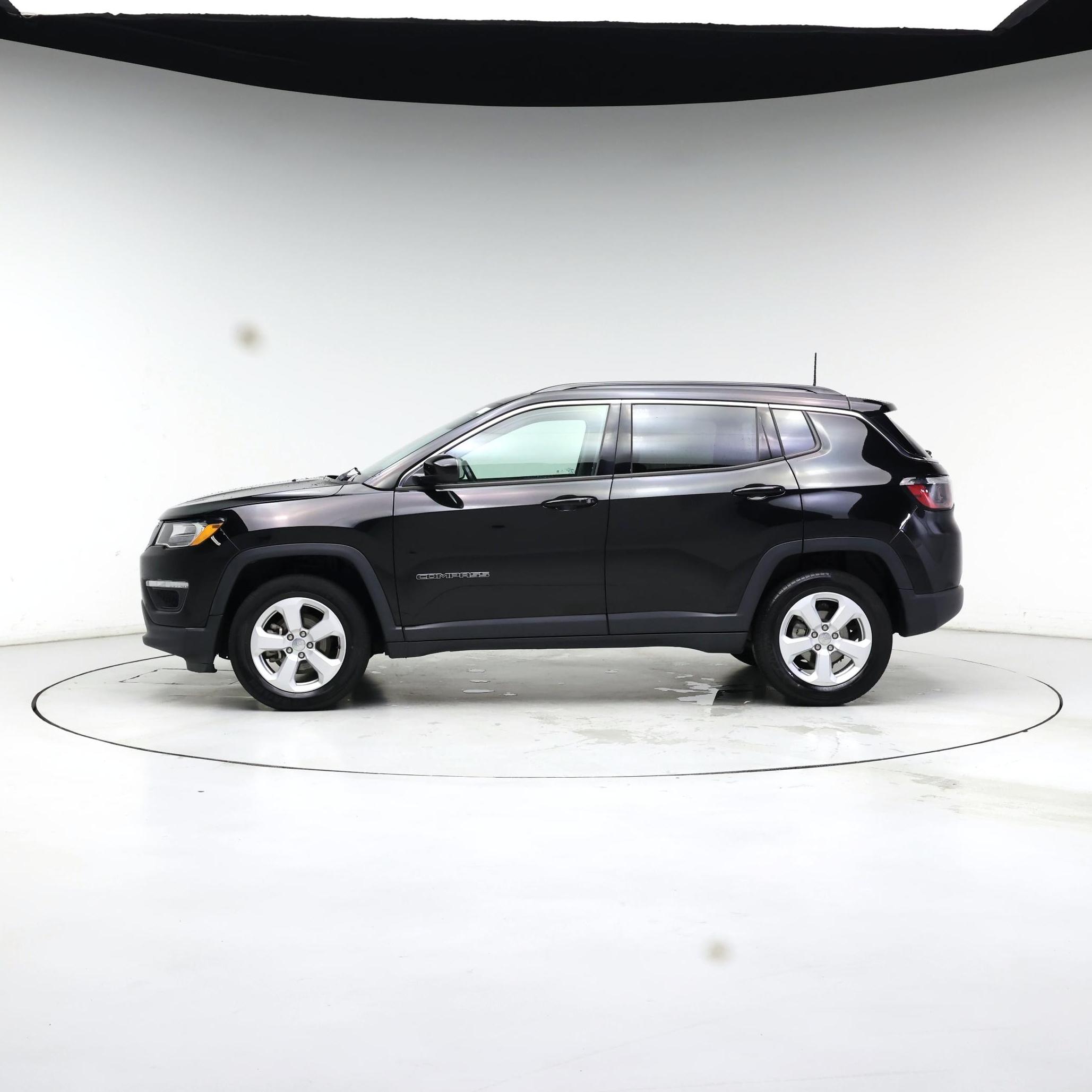 Thumbnail: 2021 Jeep Compass - 3