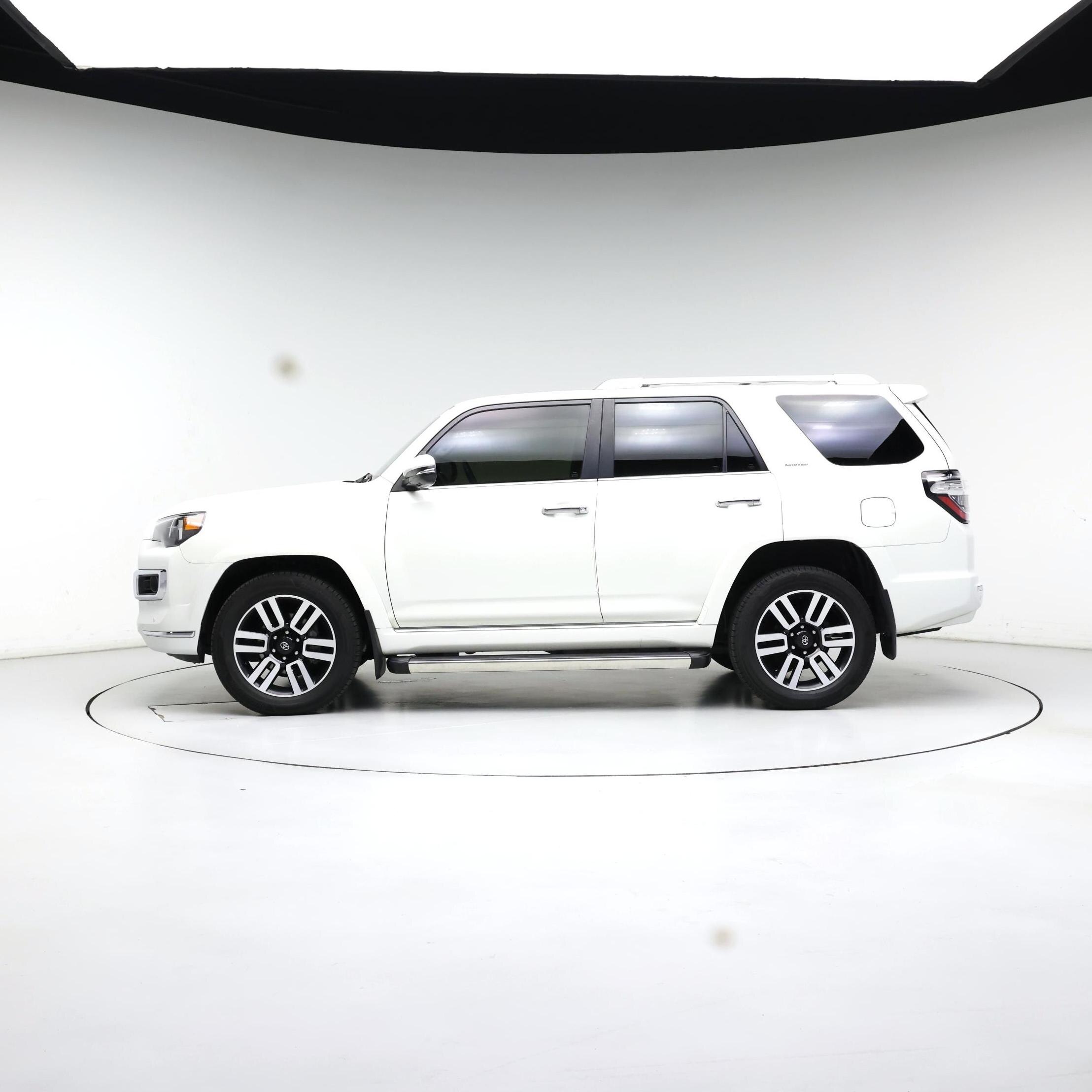 Thumbnail: 2023 Toyota 4Runner - 3