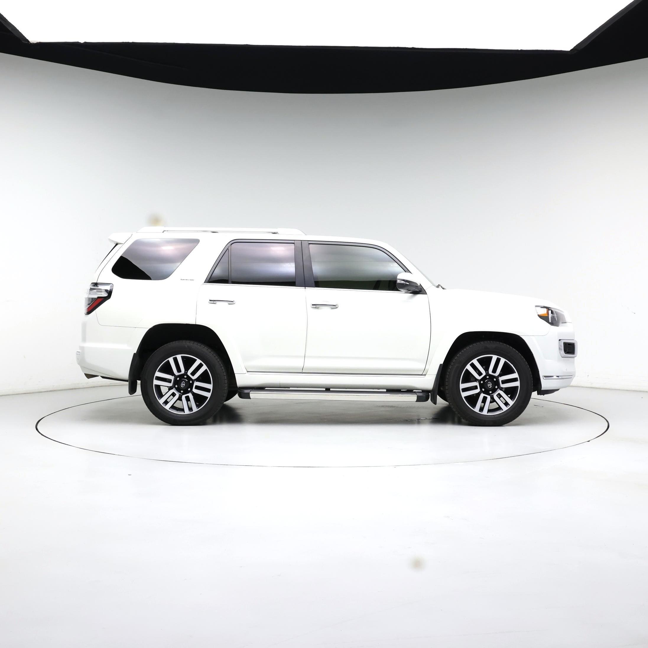 Thumbnail: 2023 Toyota 4Runner - 7