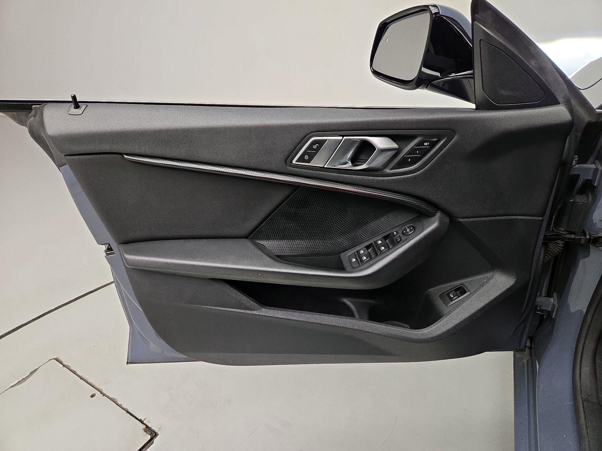 Thumbnail: 2021 BMW 2 Series - 12