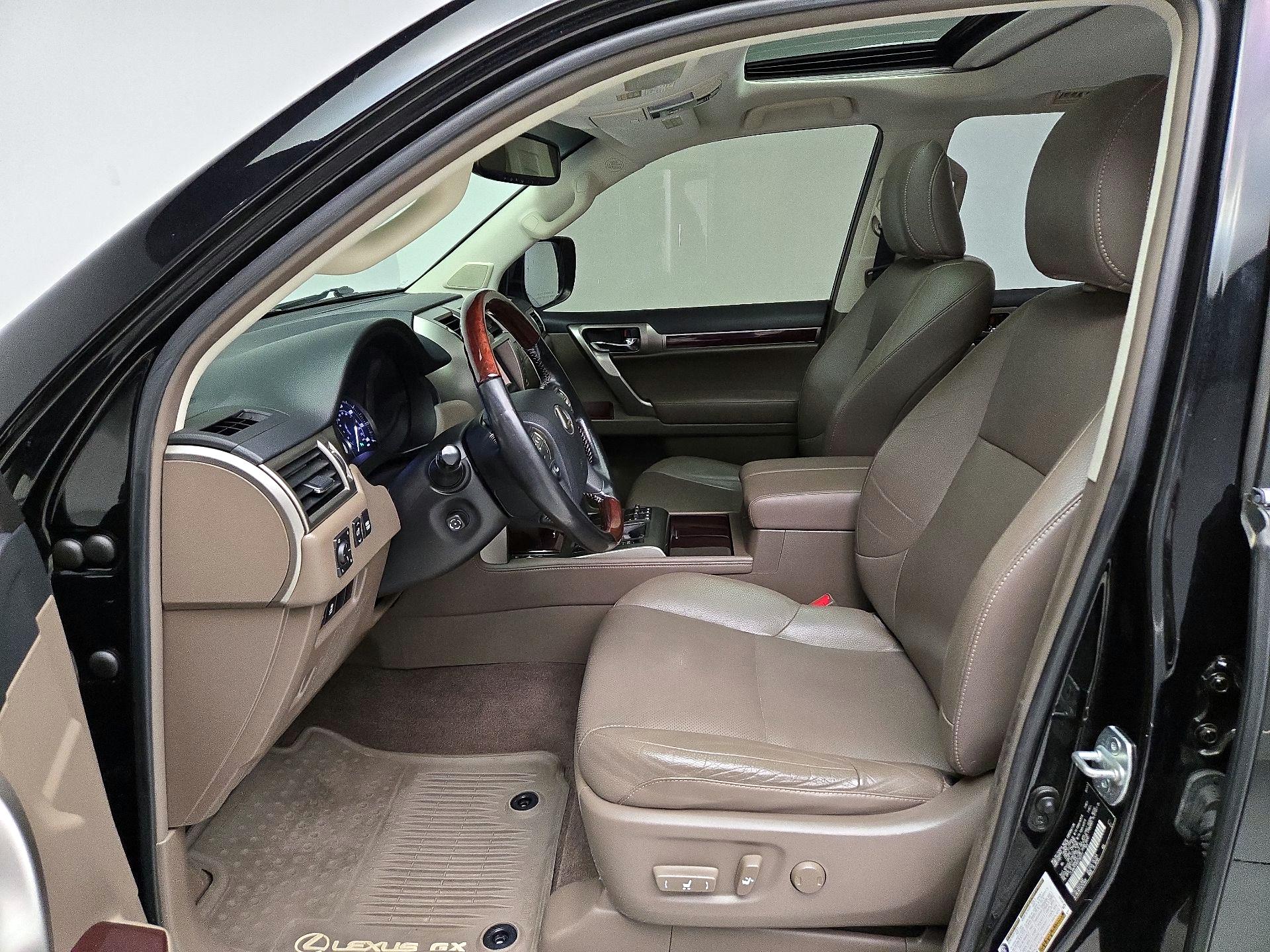 Thumbnail: 2017 Lexus GX - 11