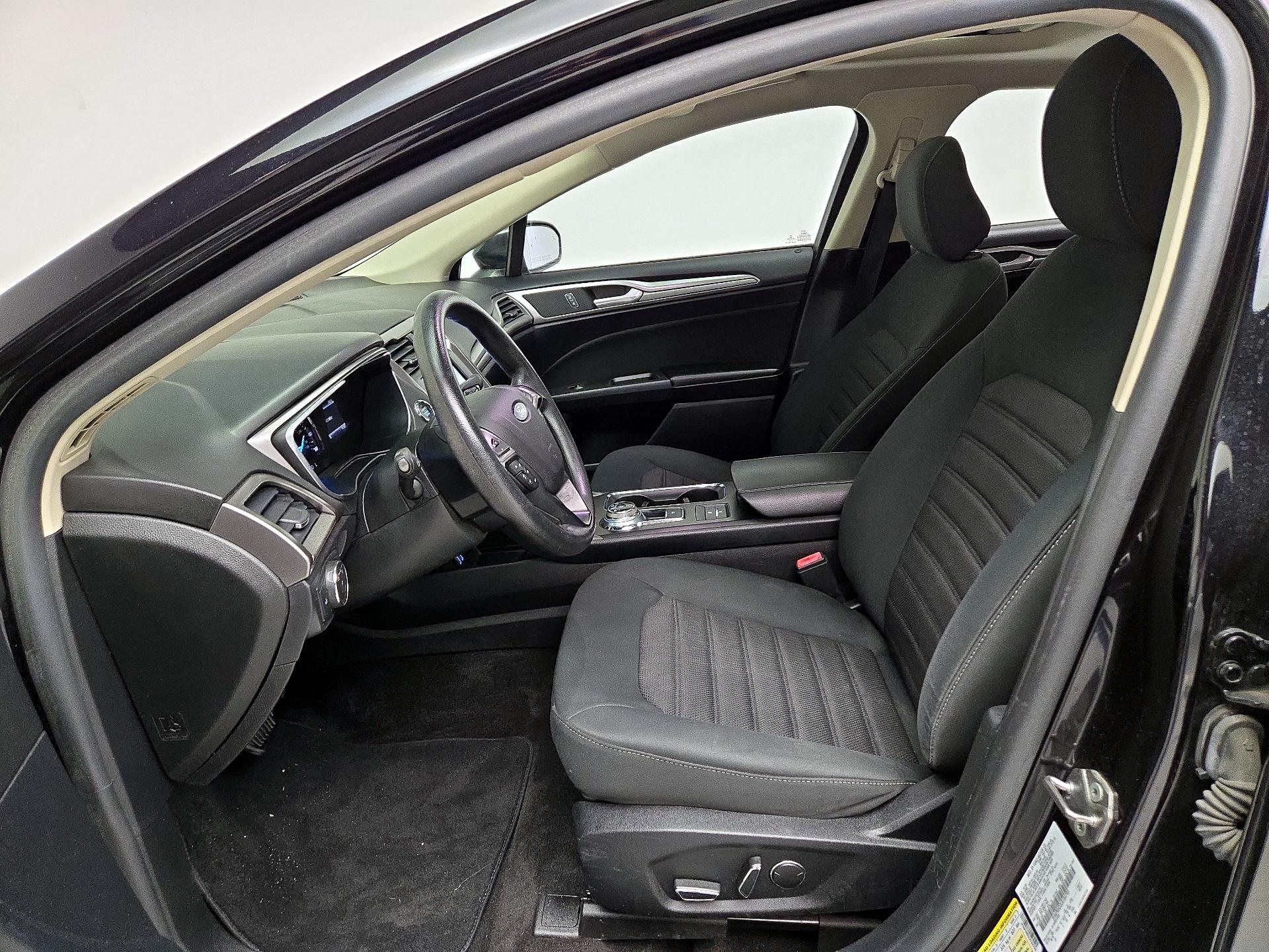 Thumbnail: 2020 Ford Fusion - 11