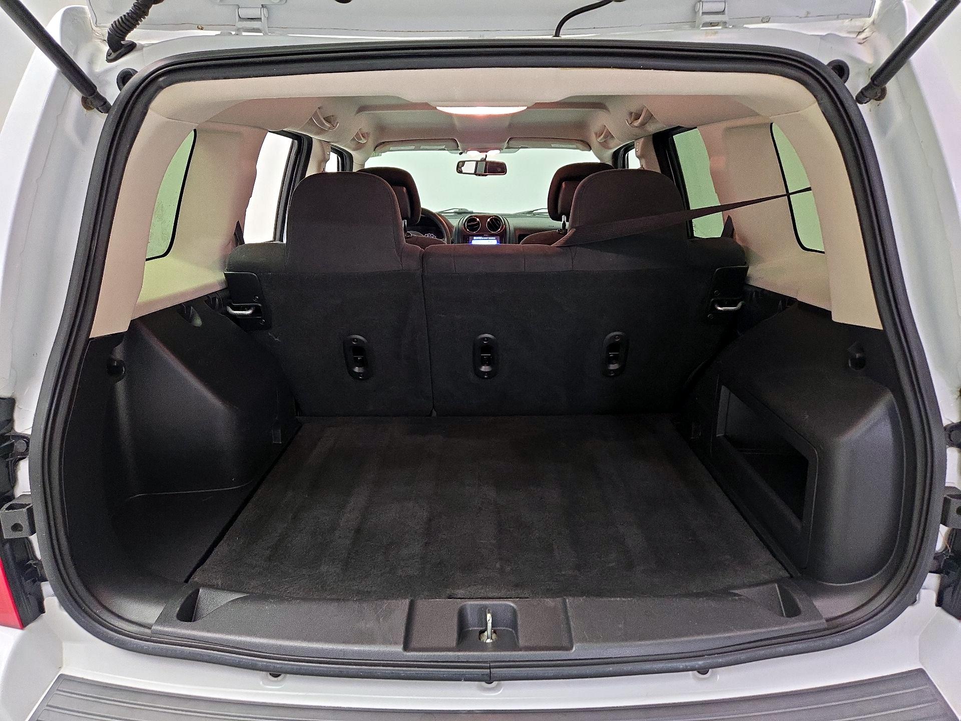 Thumbnail: 2017 Jeep Patriot - 19